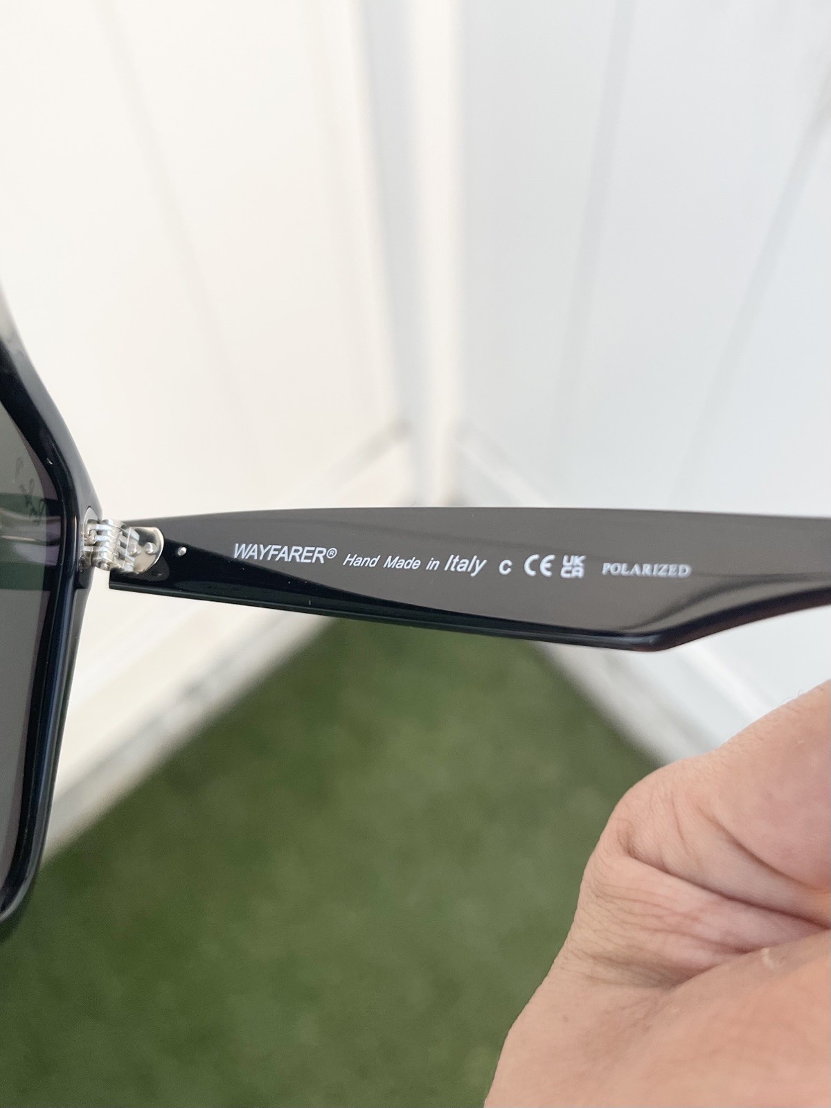 NWT Authentic Ray Ban Polarized Large Classic Wayfarer RB2140 2140 Black 54/18