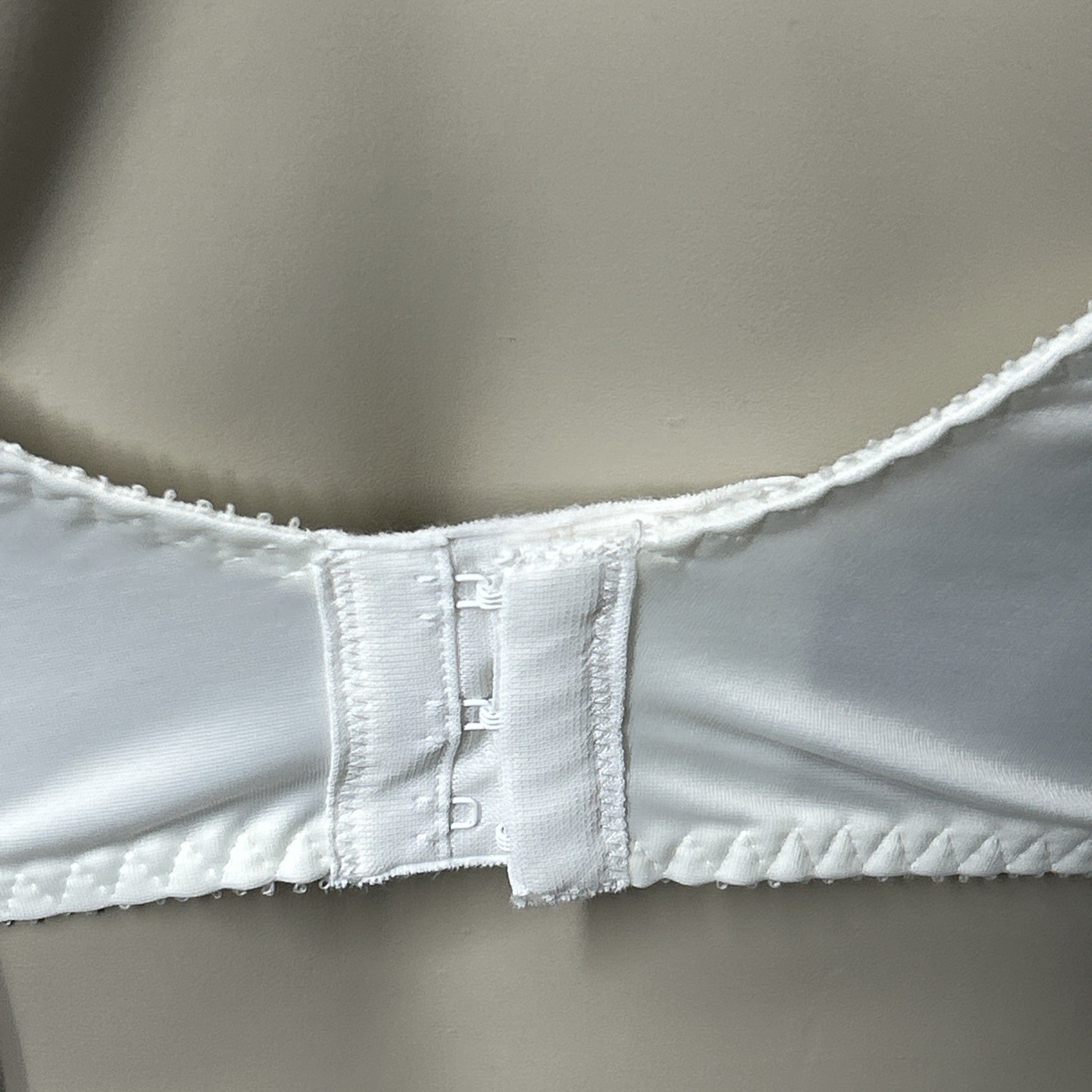 Empreinte Naturel Leia Underwire Unpadded Bra 36G White Floral Lace