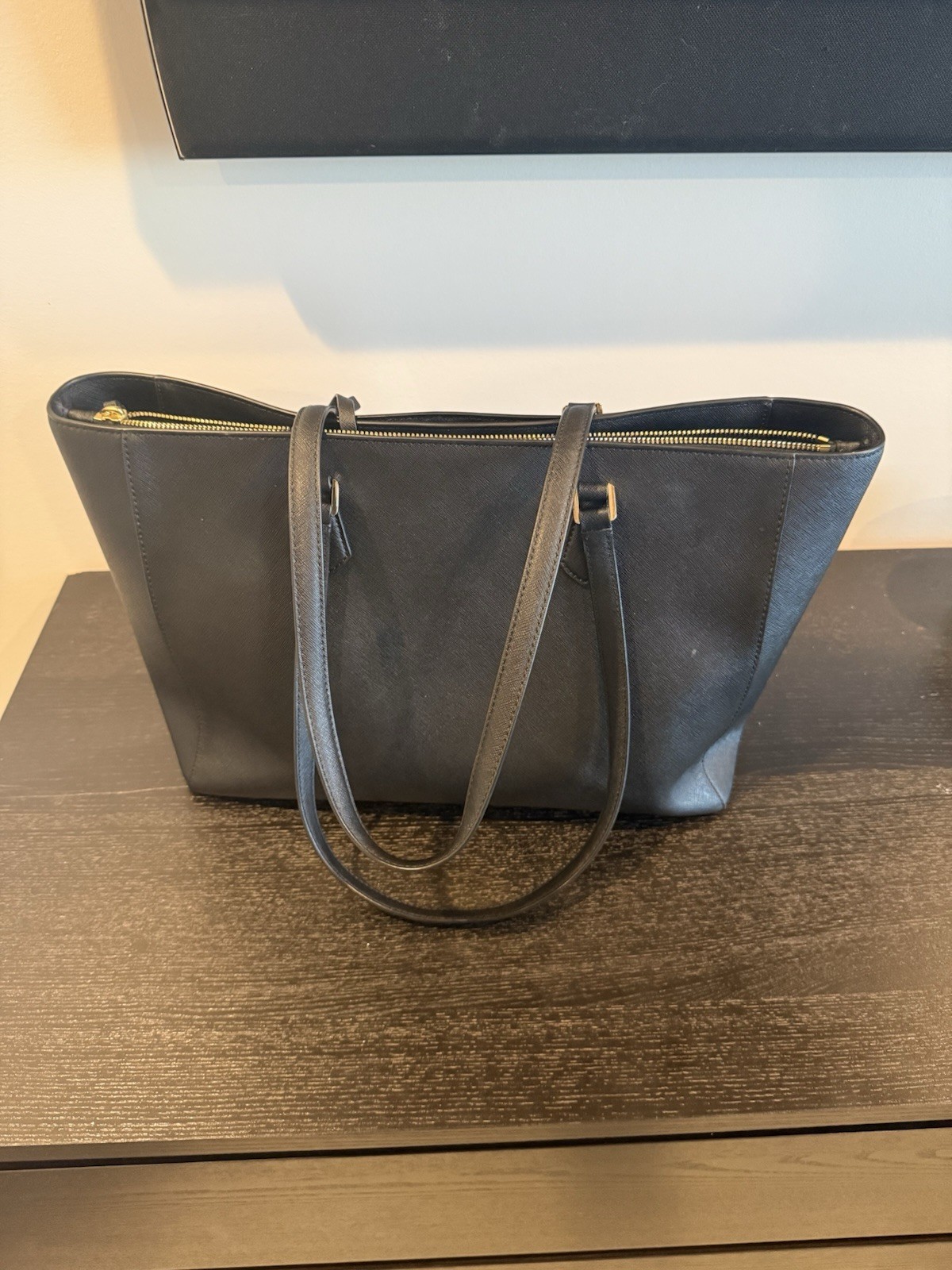 Tory Burch Robinson ZippedTote Bag