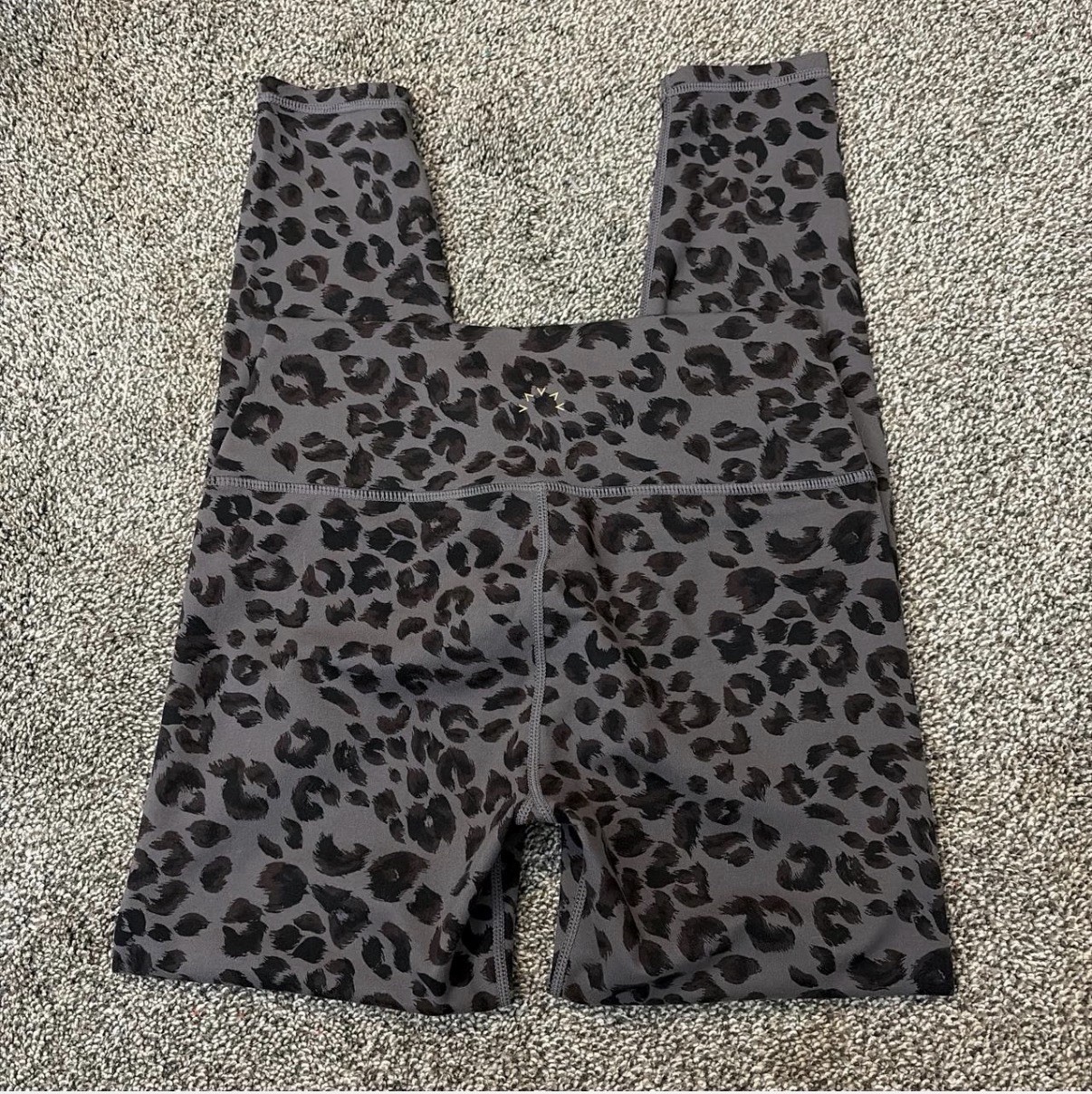 Women’s Varley Century Legging 2.0 Iron Cheetah Size Small