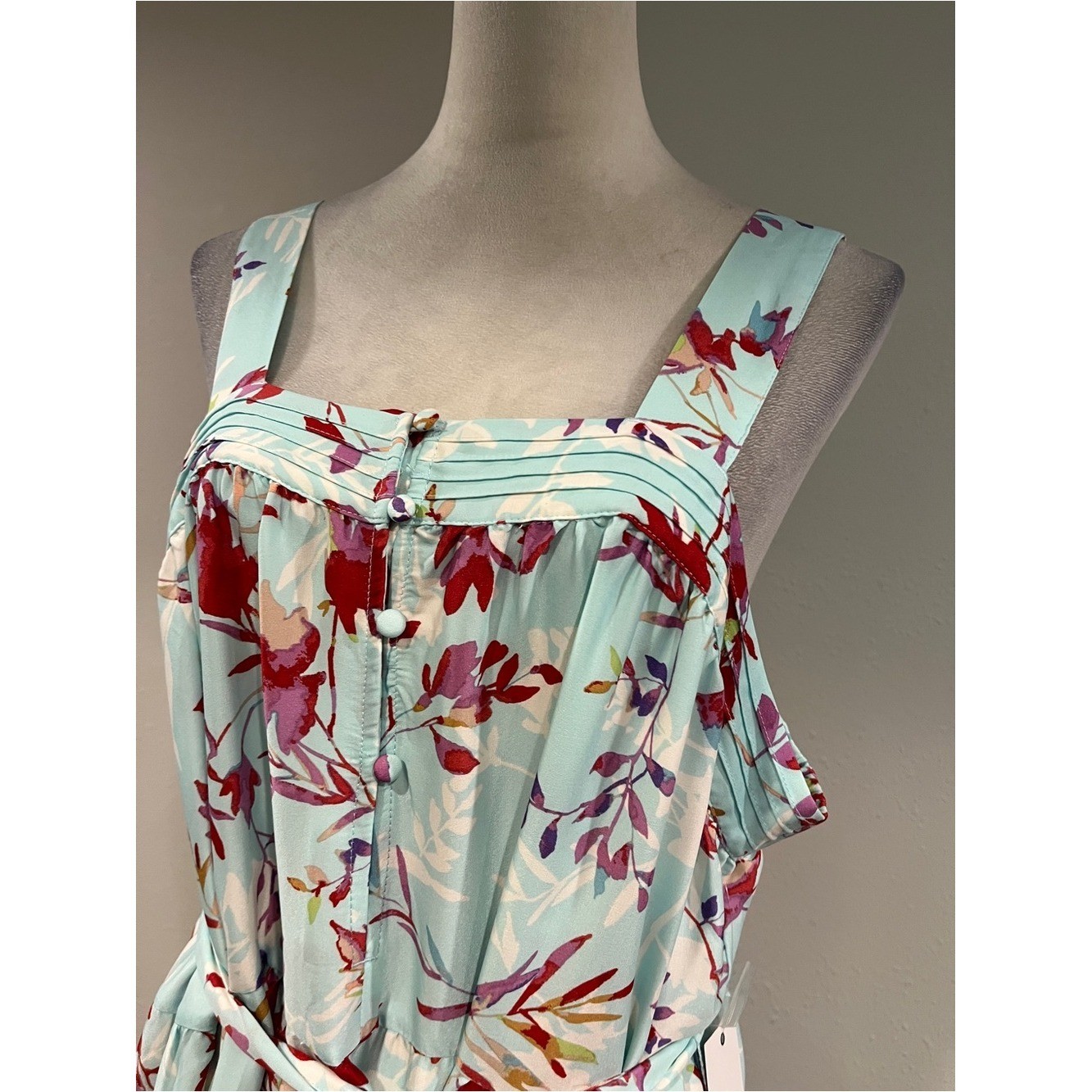 Floral sleeveless plus size Maxi Dress in Mint size 1X