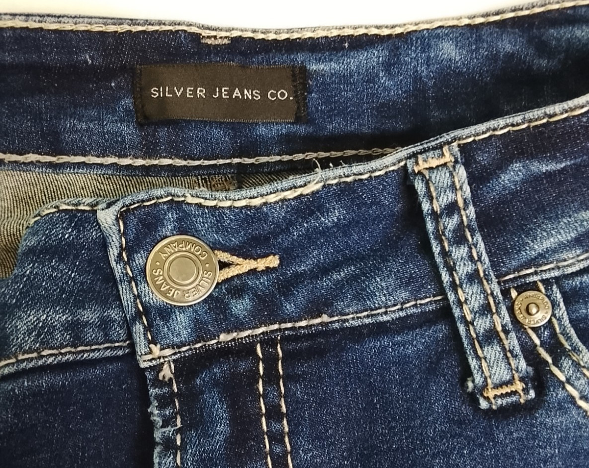 Silver Jeans Avery Bootcut Women’s Mid Rise Denim jeans Cotton Blend Size 32