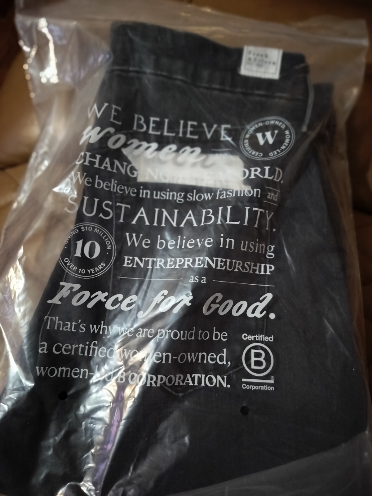 Frank & Eileen Black Washed Sligo 1991 Jeans Women’s 29