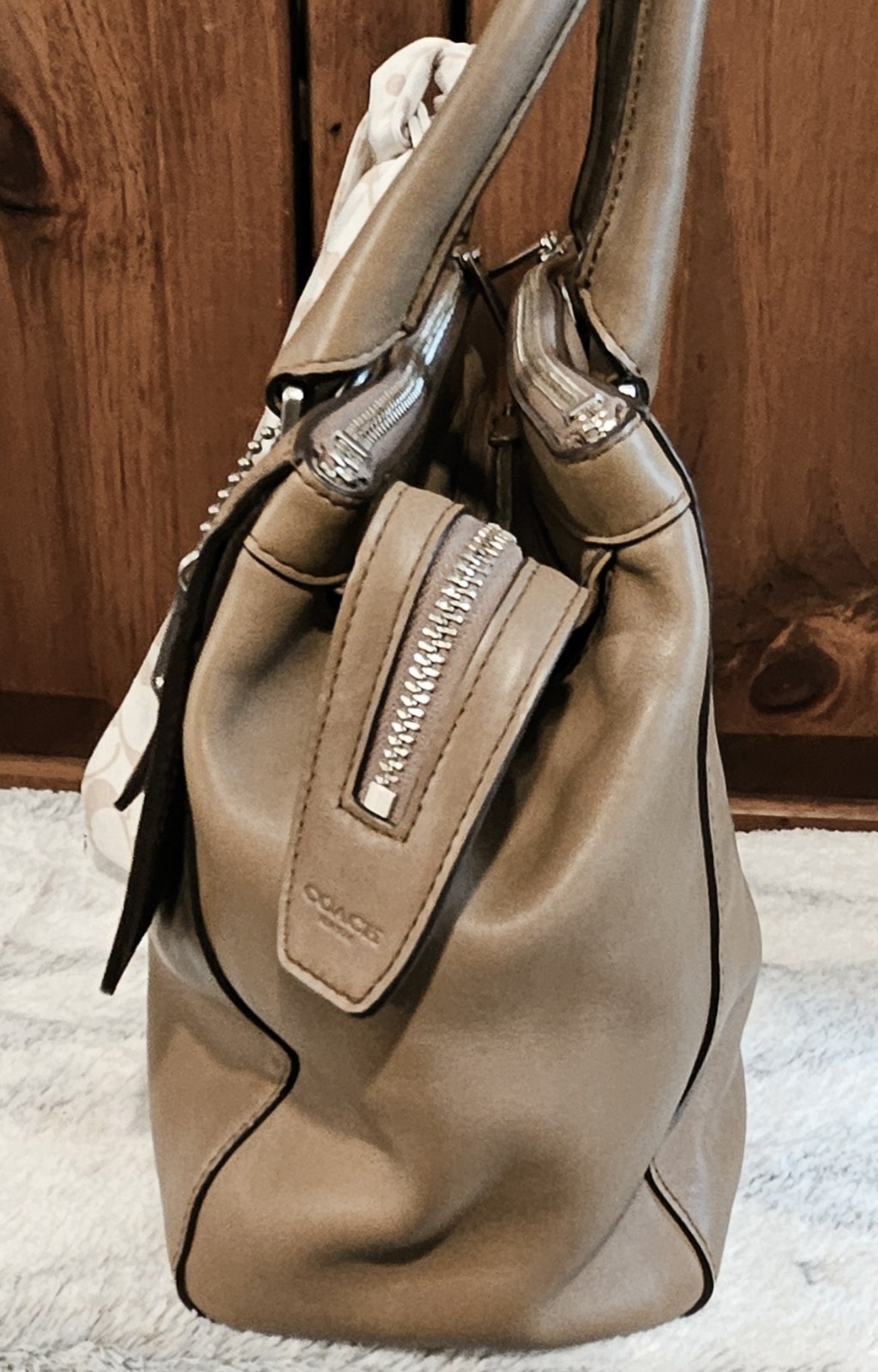 COACH 2001 Y2k HandBag Purse Turn Lock/Zip w/Coach Scarf GREAT CONDITION!!