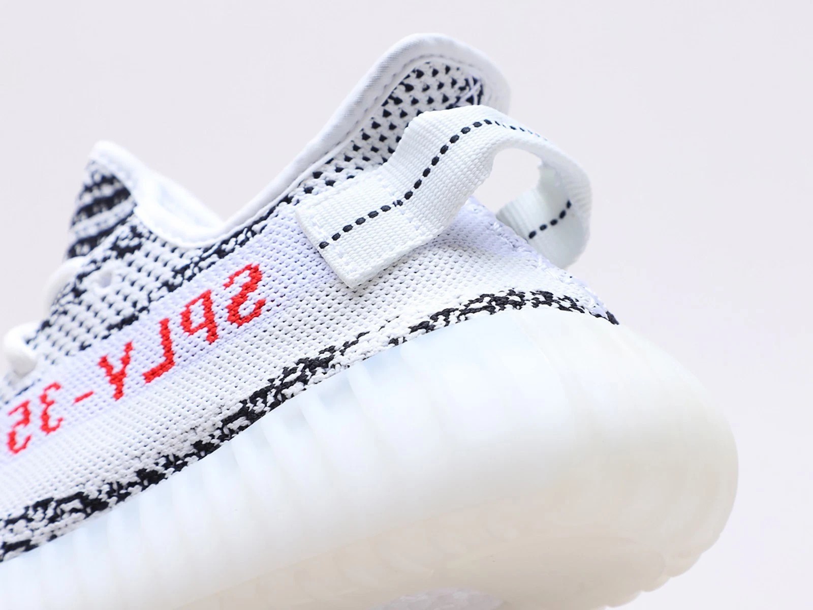 💫CP9654 Men’s Adidas Yeezy Boost 350 V2 White Zebra