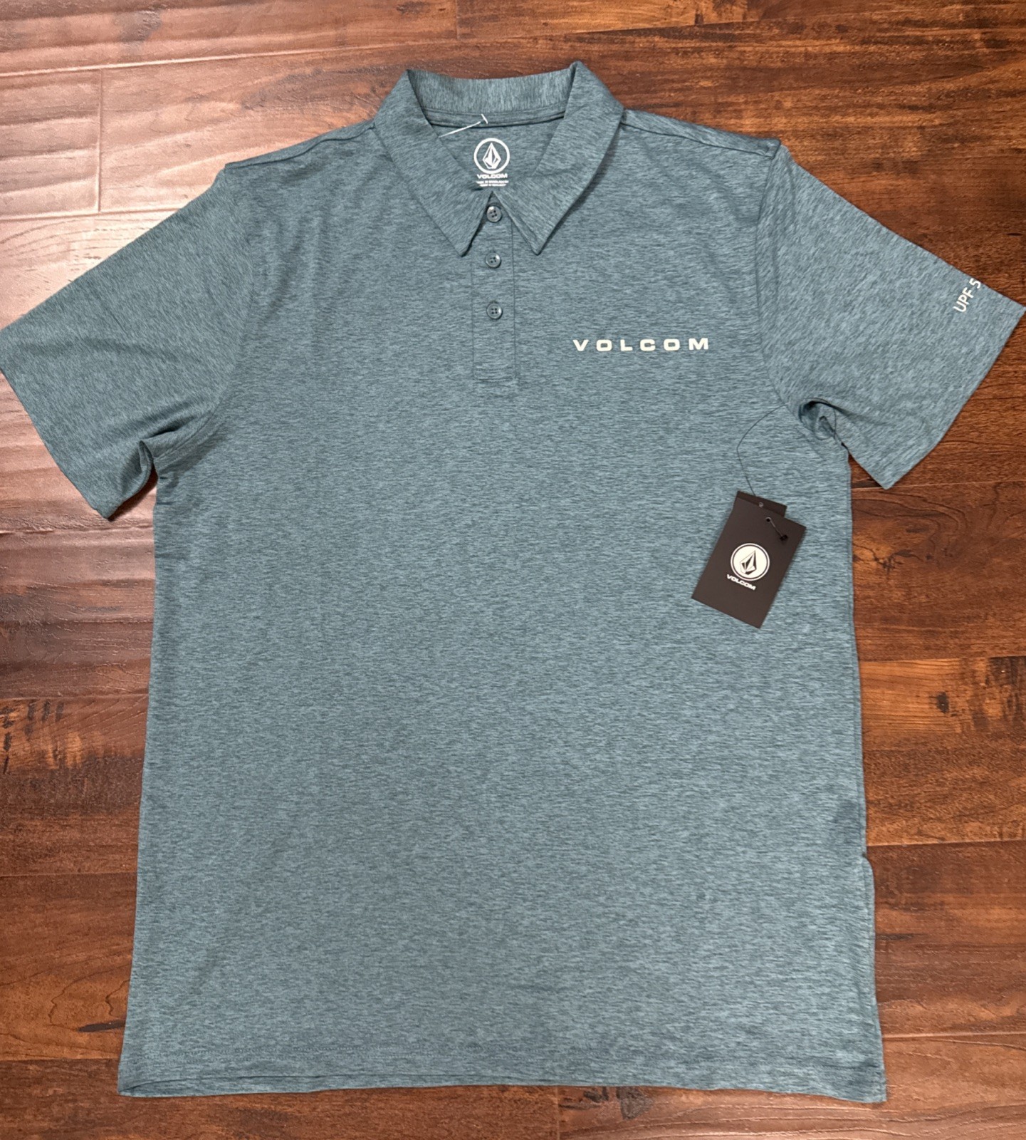 NWT Volcom Hodad Short Sleeve UPF 50 Stretch Golf Polo Shirt Men’s Size M. A8