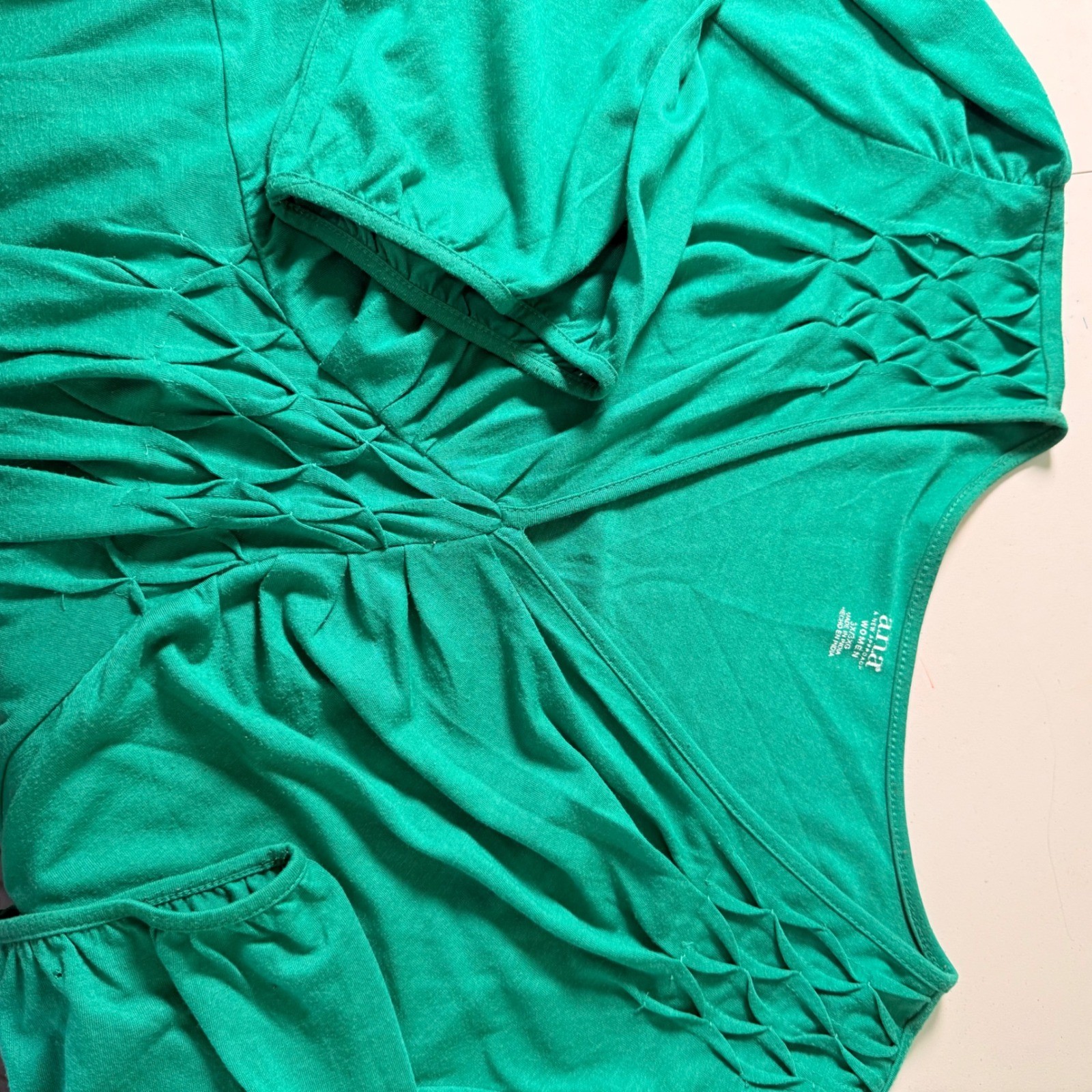 a.n.a Green Smocked V-Neck Tunic Top 3/4 Puff Sleeve Tie Back Size 3X