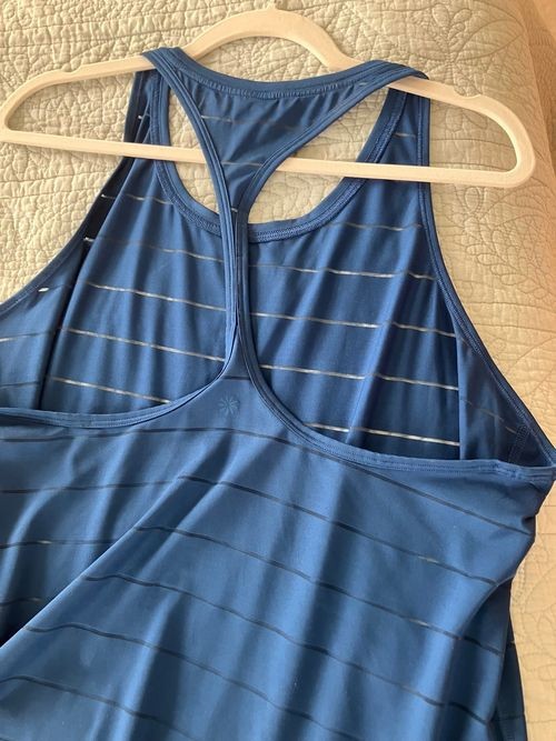 Athleta long racerback tank top, size XLT, dark blue, sheet stripes, exc cond