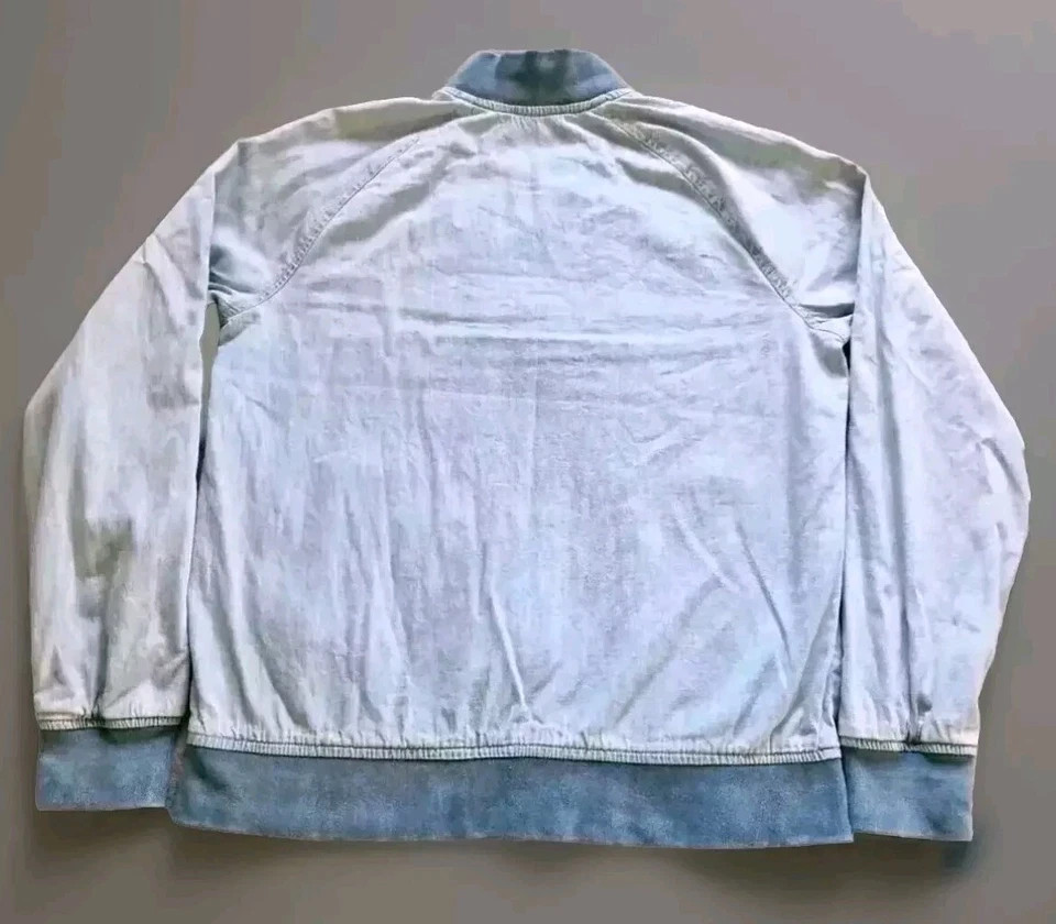 Levi’s Trucker Jacket Womens Small Blue Western Cowboy Light Wash Snap Button
