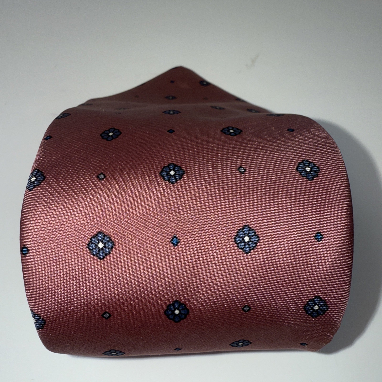 Christian Dior Mens Tie Silk Pink Mauve Blue Flower Vintage Necktie 58×3.25” USA