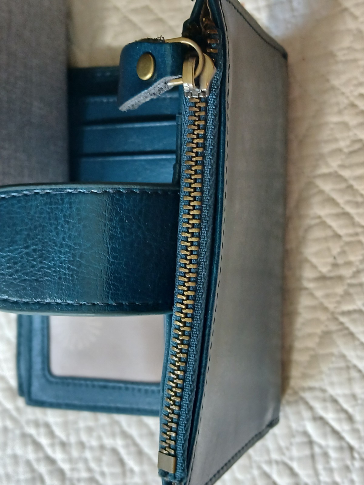 GOIACII Small Women Wallet Genuine Leather RFID Blocking A01 Wax Peacock Blue