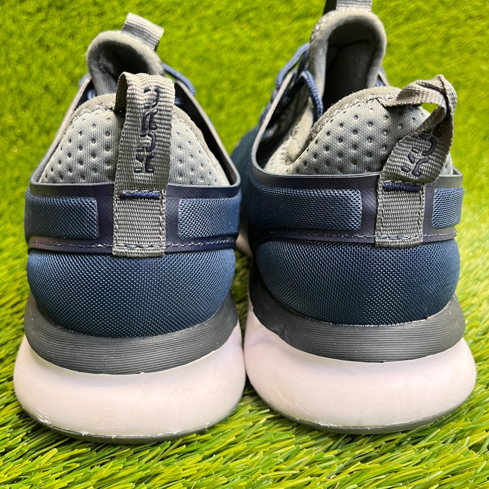 Kuru Atom Mens Size 8.5E Blue White Gray Athletic Running Walking Shoes Sneakers