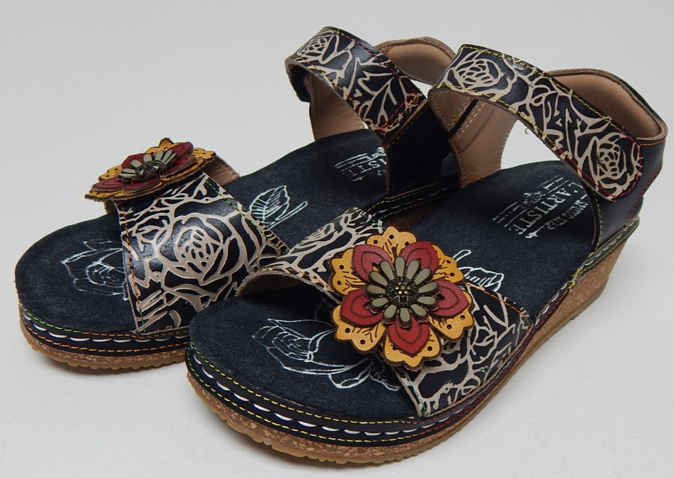 L’Artiste by Spring Step Cuteness Size EU 35 (US 5) Wedge Sandals Black Floral