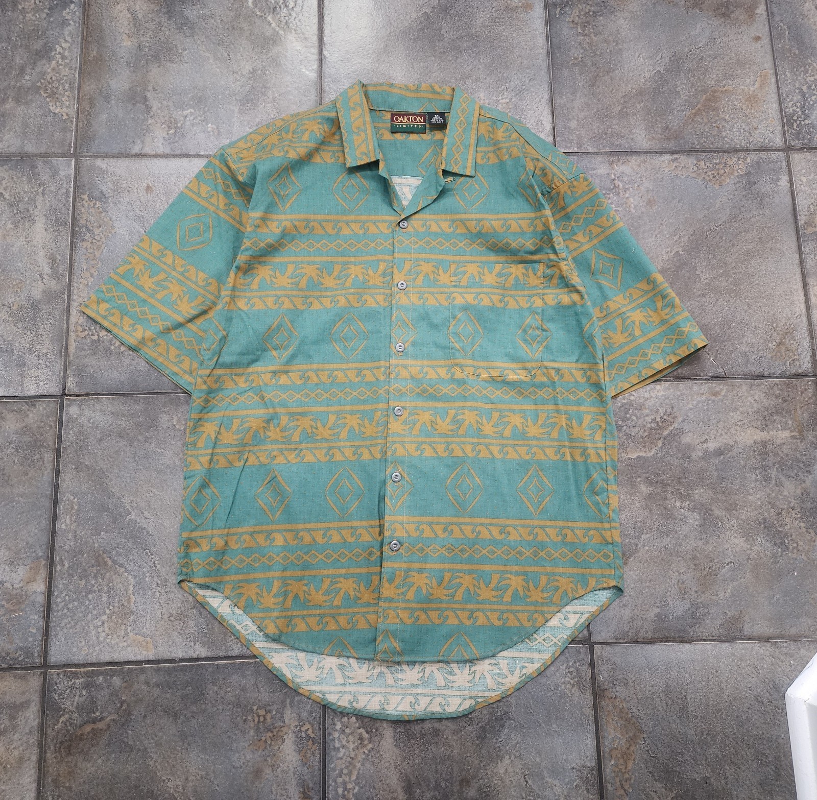 Vintage 90s Oakton Limited Men’s Medium Tropical Hawaiian Button Up Shirt