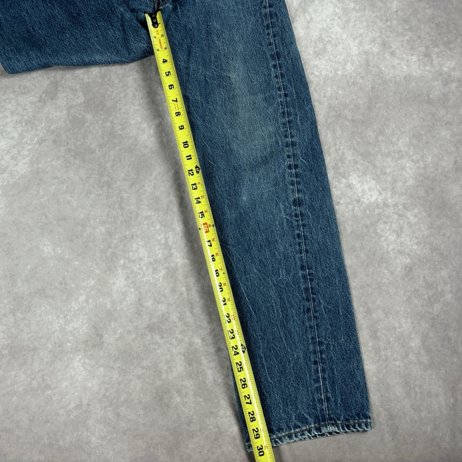 Vintage Levis 501XX USA Made Button Fly Mid Rise Cotton Jeans 36×34 ACTUAL 32×30