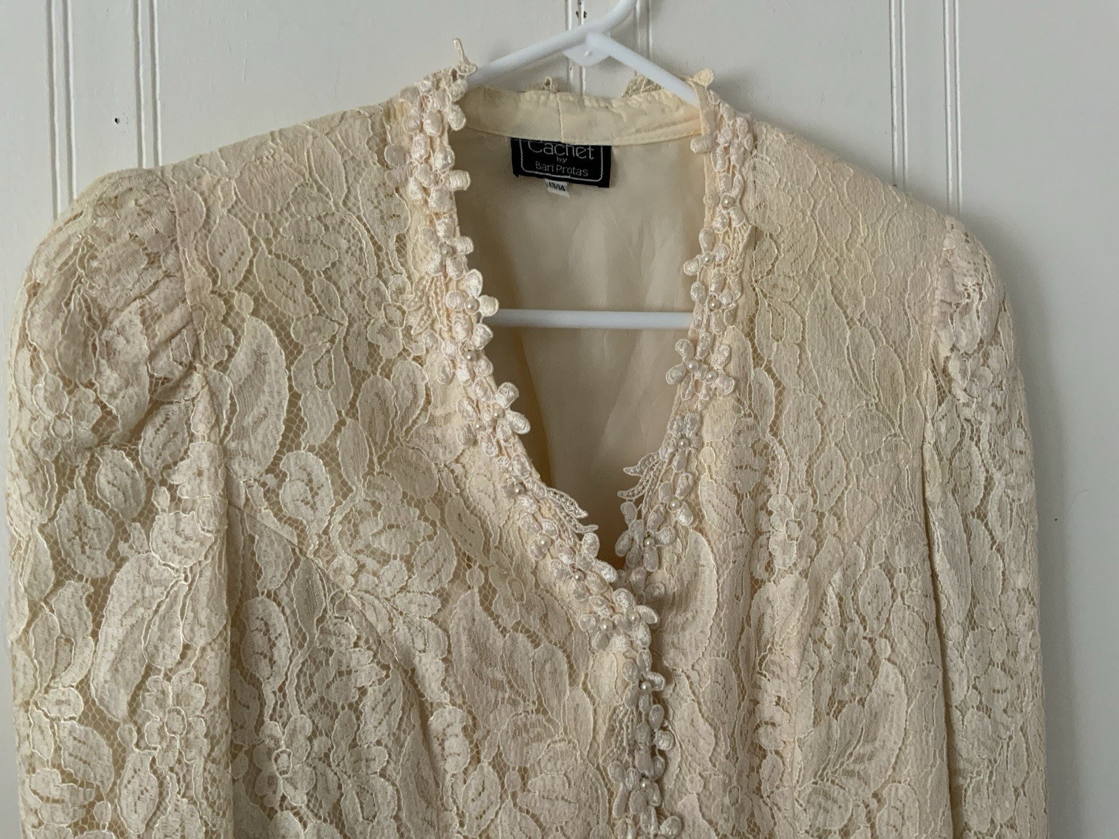 Cachet Ivory Beaded Pearl Hook & Eye Lined Short Jacket Women’s 13/14 Vintage