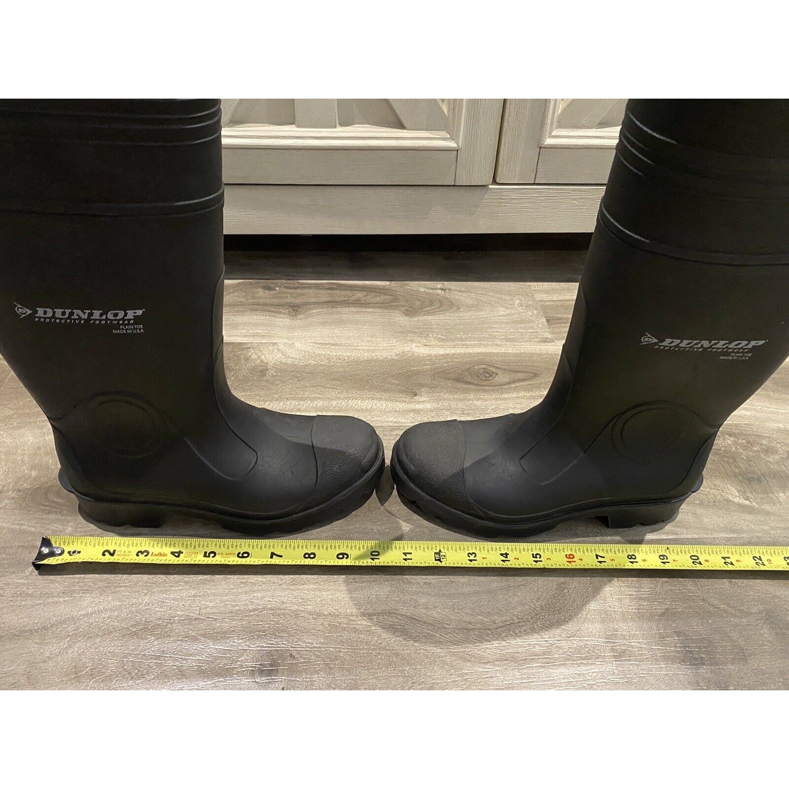 Black Dunlop Protective Footwear Rubber Work Boots Plain Toe W6/M4 – Nice Cond!