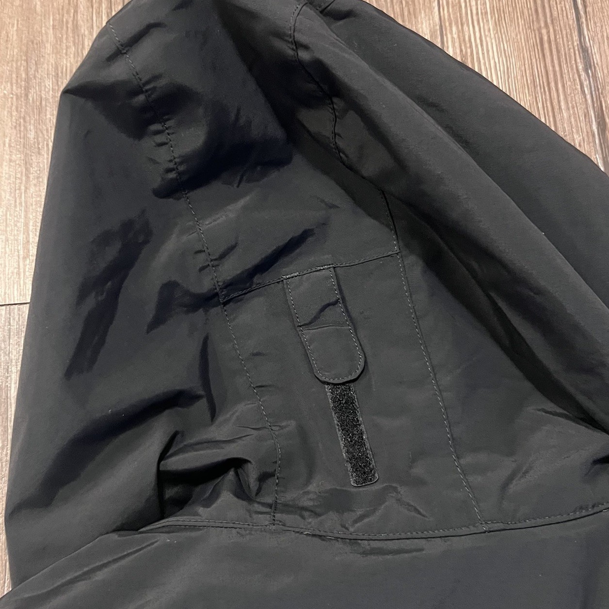 Burton Men’s XL Hooded Snow Ski Jacket Gray Black Insulated Winter Coat