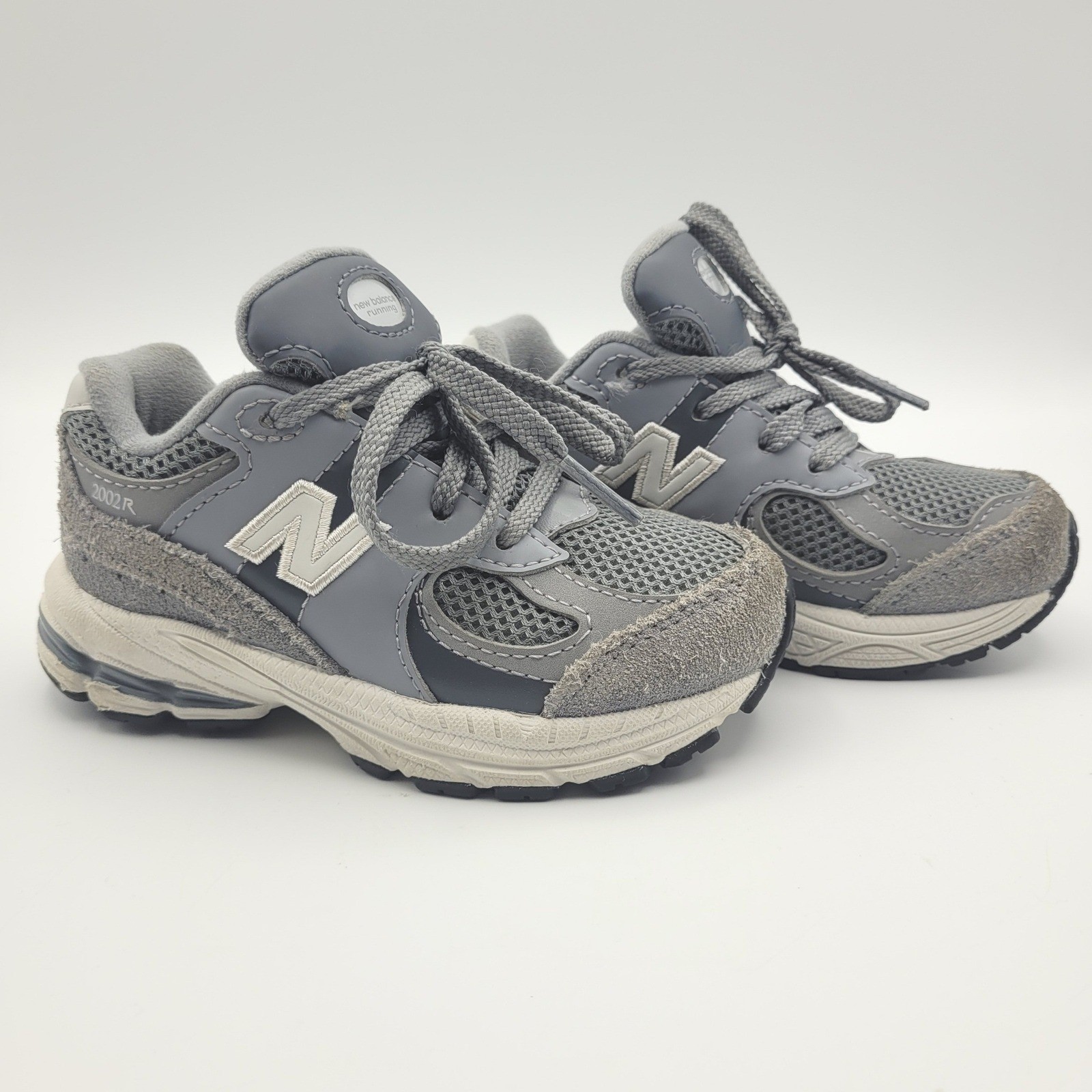 New Balance 2002R Toddler Sneakers Size 7 Grey IC2002GT Athletic Running Shoes