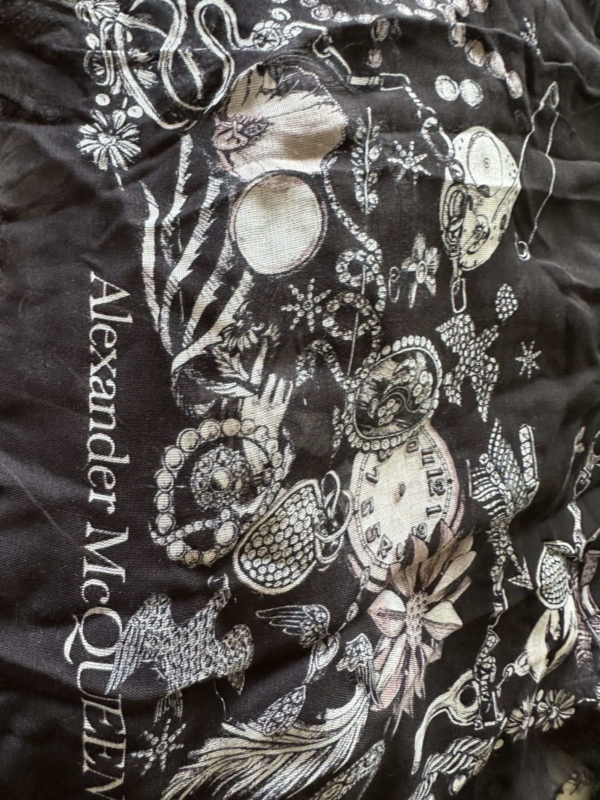 NWT Alexander McQueen Grey Black White Modal Print Scarf Wrap