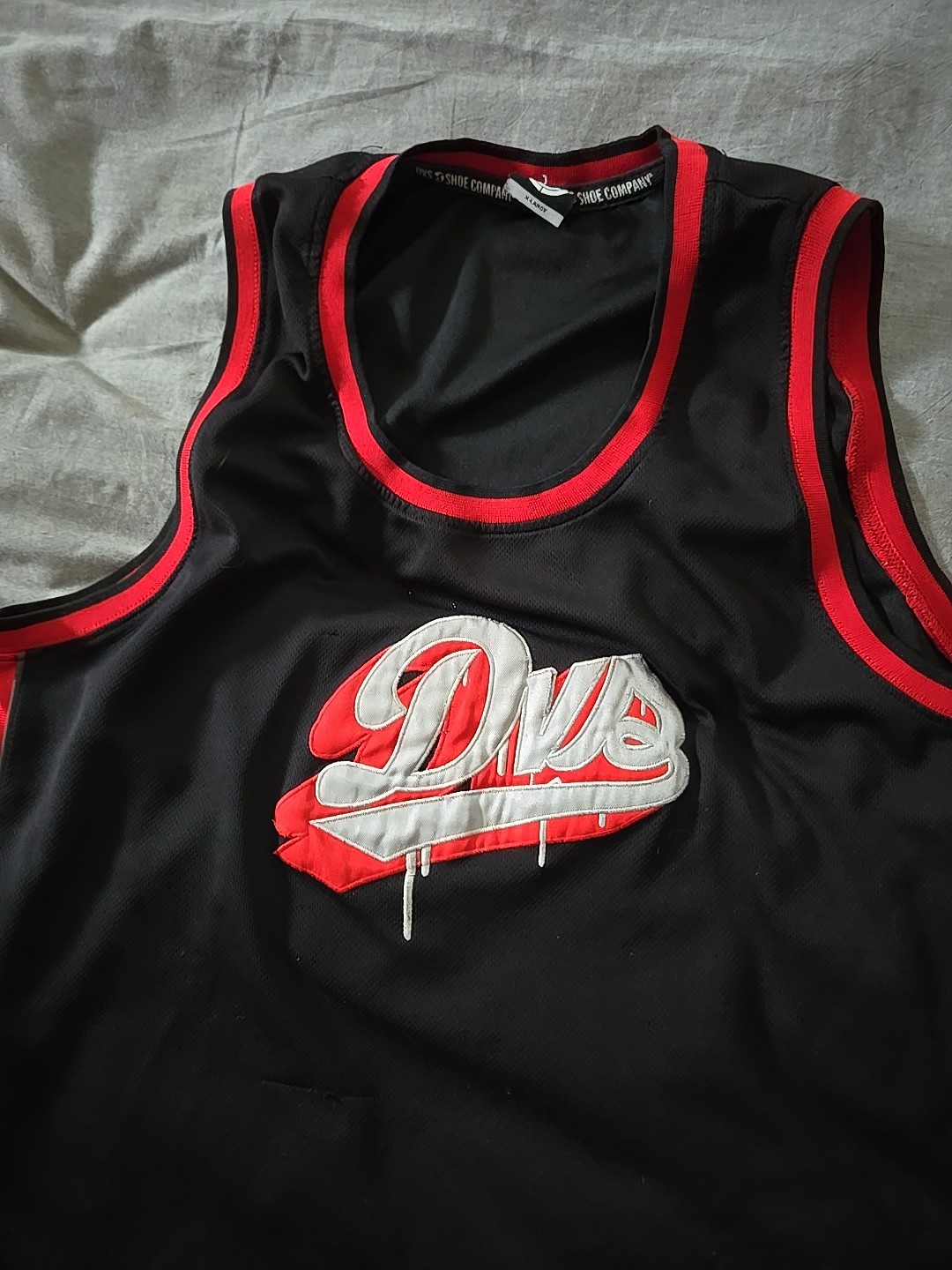 Vintage Y2K DVS Shoe Company Jersey Men’s Large Black Tank Top/Jersey Skate
