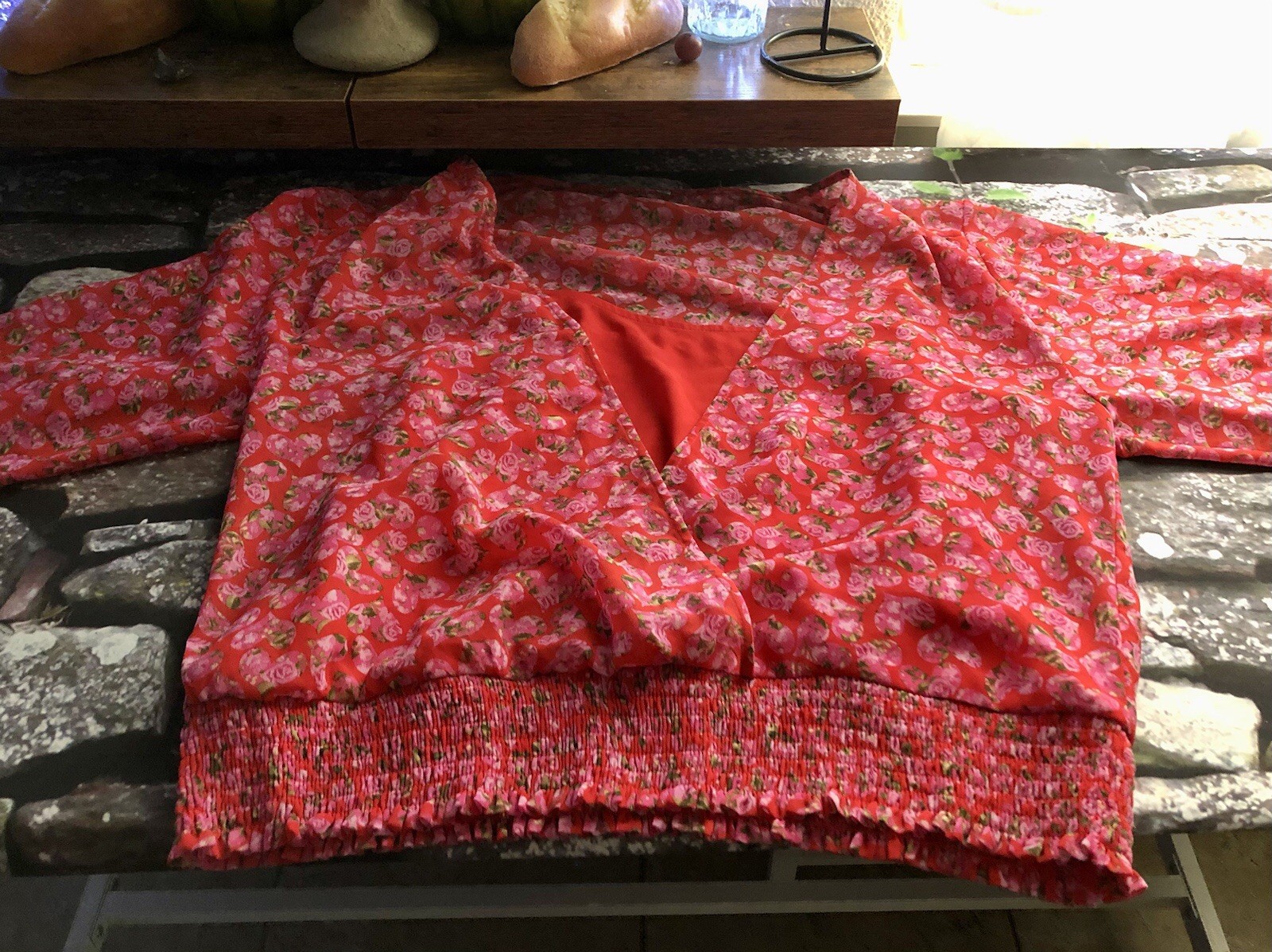 Red Floral Heart Long Sleeve Semi Sheer Blouse Ruched Waist Built In Cami M/L?