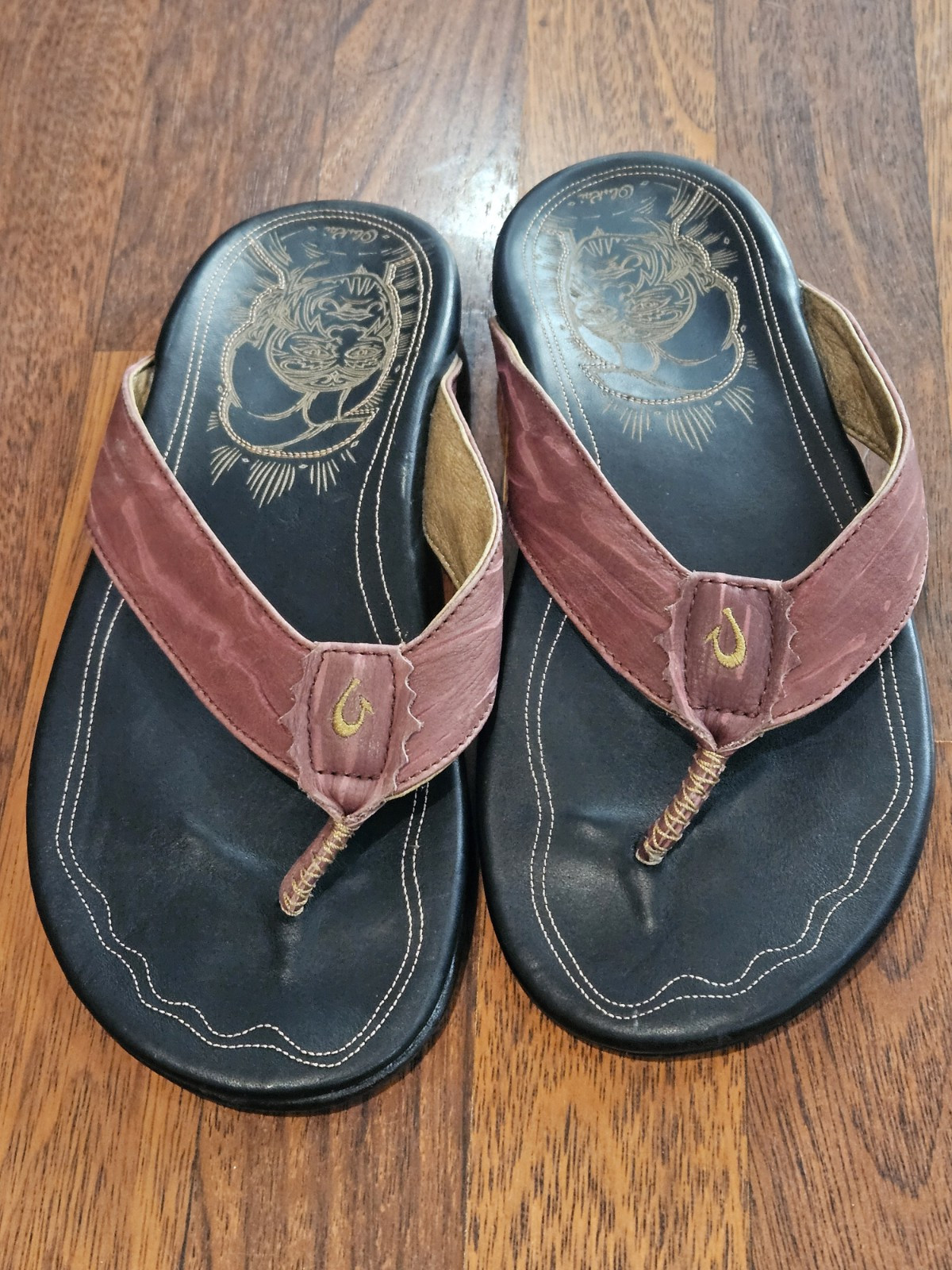 OluKai PU’ALI Warrior Inspired Leather Sandals Thongs Womens Sz 10 Spring 2012