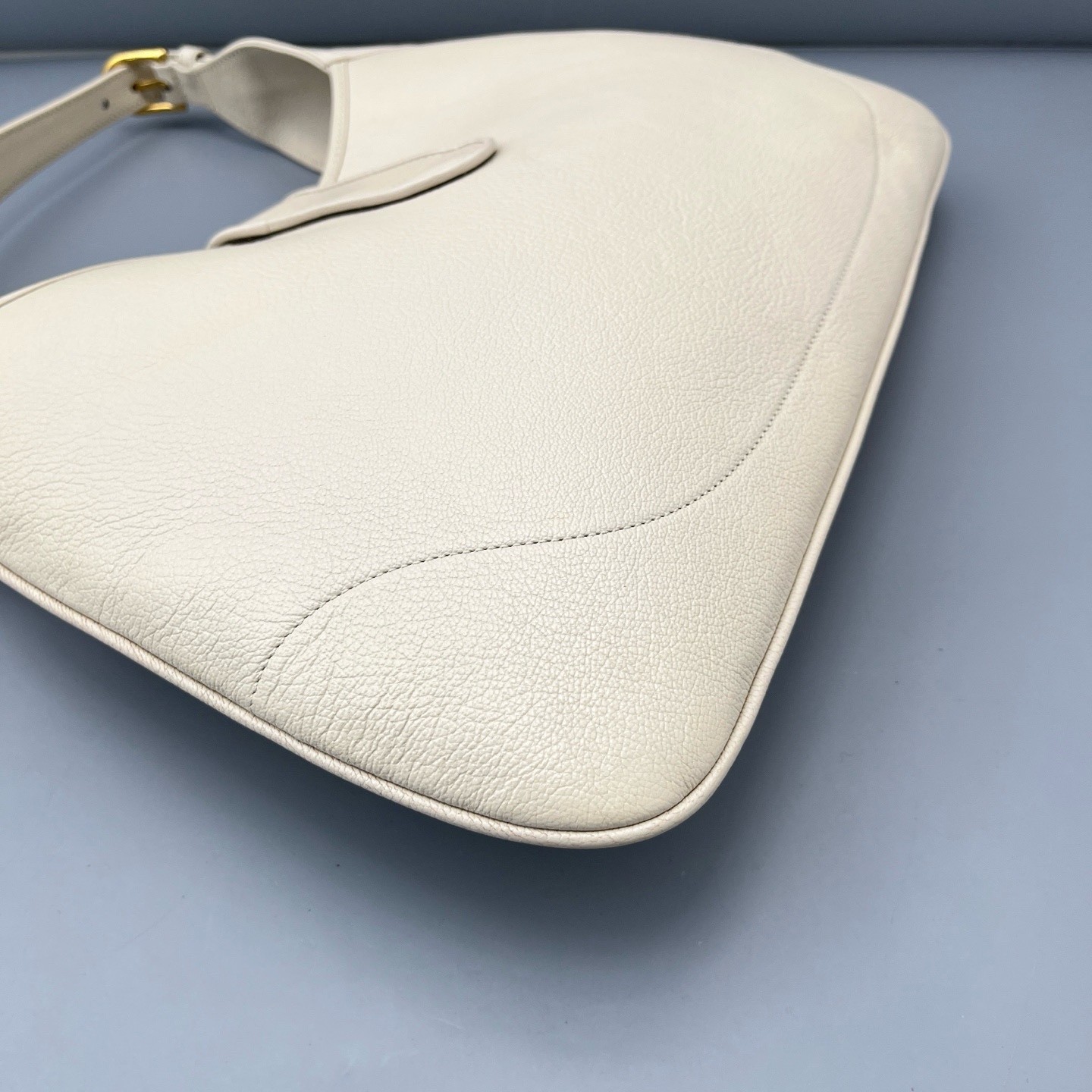 Gucci Pre-Owned Authentic Underarm Bag 39*25*6cm Free Tracked Shipping
