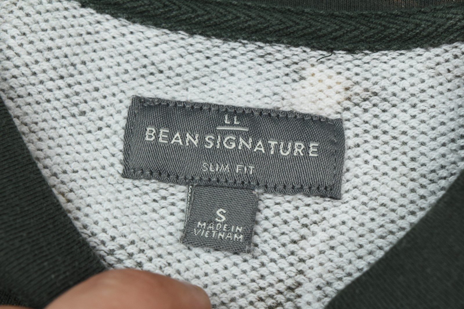 LL Bean Signature Outdoorsman Sweater Mens Small Green Long Sleeve Pullover Crew