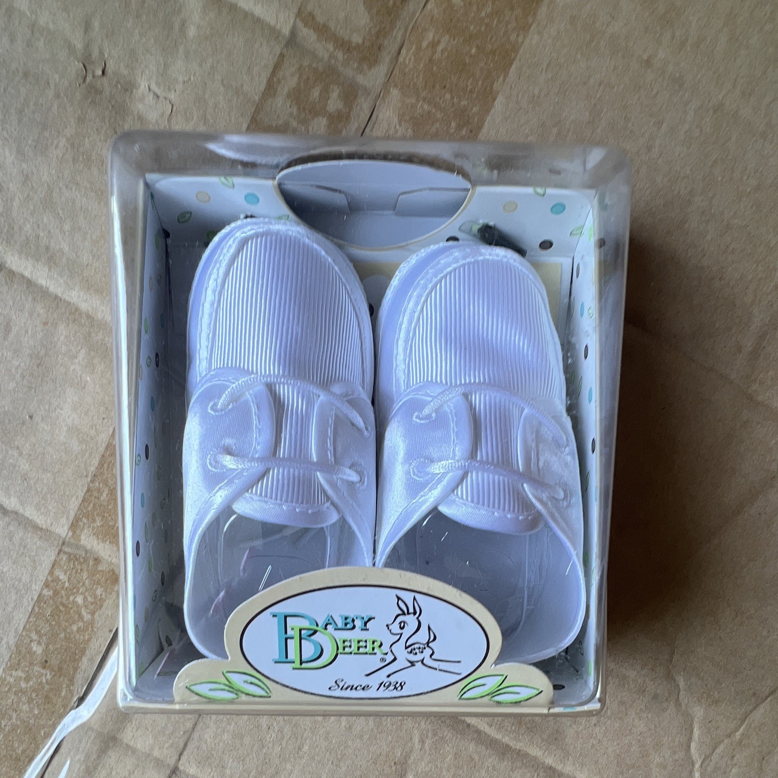 Baby Deer White Fabric Lace Up Low Top Booties, Size 4 Unisex Baby/Toddler