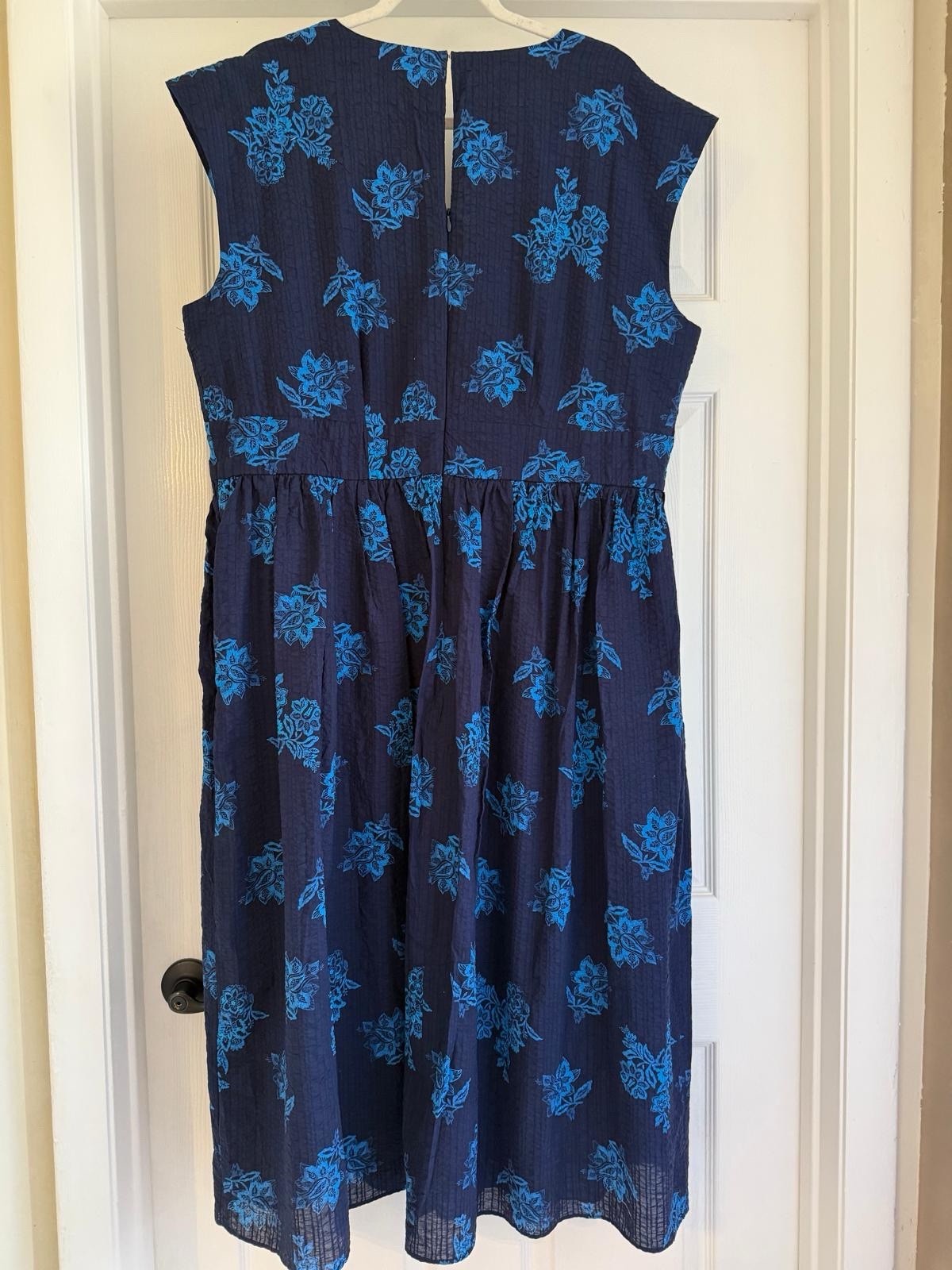 Lane Bryant NWT Navy Blue Floral Seersucker Midi Dress V-Neck Cotton Sz 16