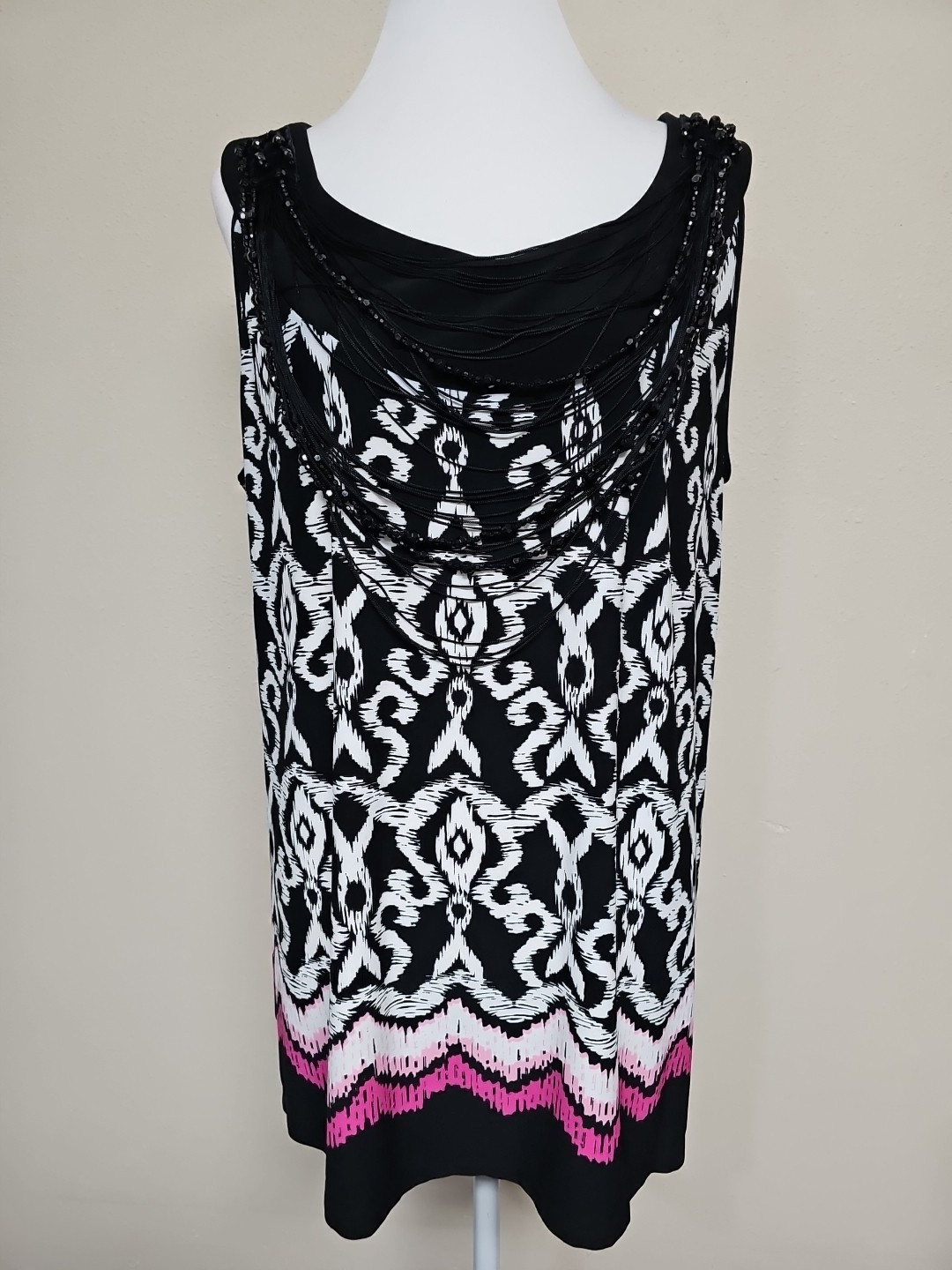 NWT NUE OPTIONS Women’s Plus Blouse Top Sleeveless Round Neck Stretch.Size 1X