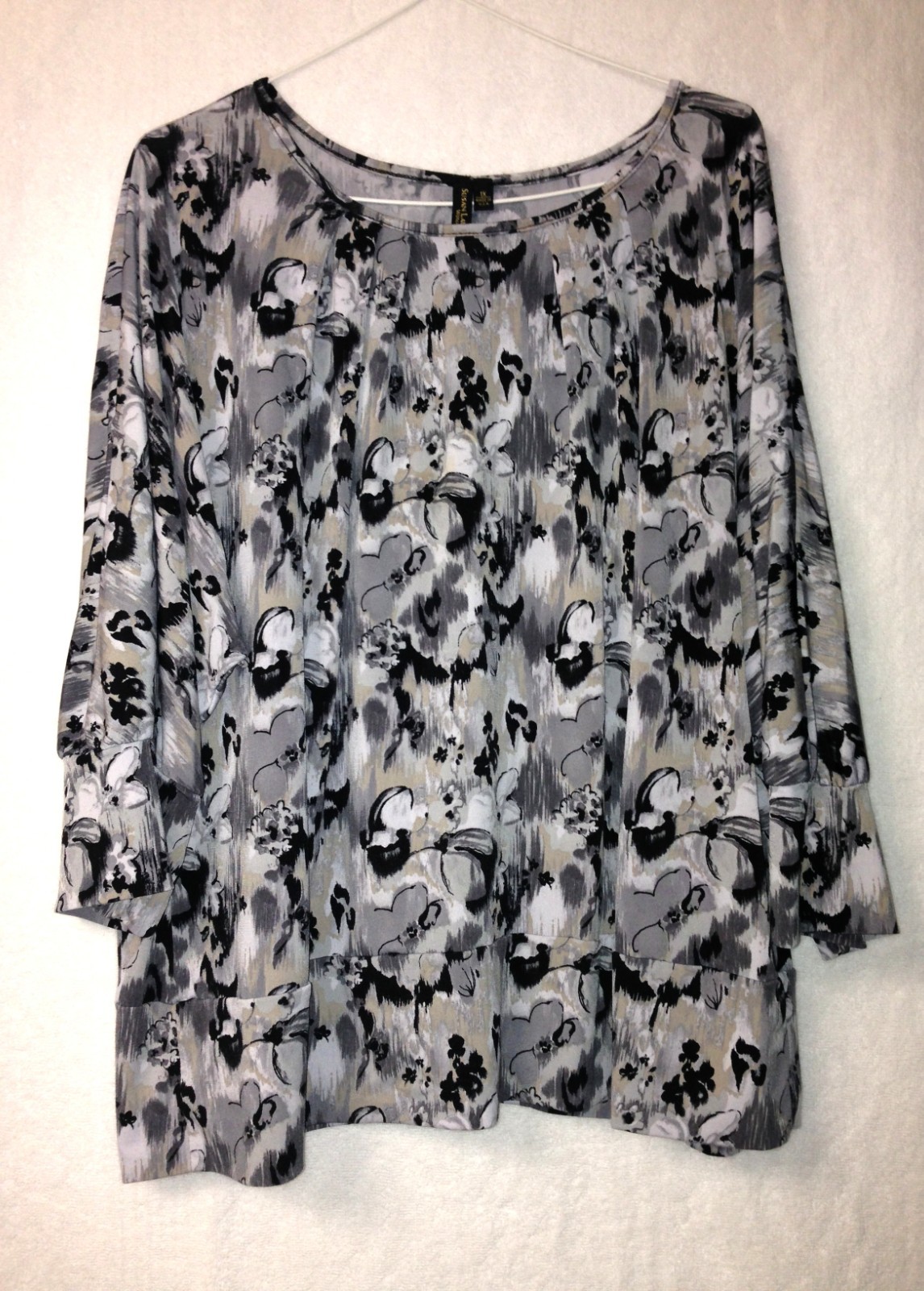 Susan Lawrence (Size 1X) Multicolor Geometric Pattern Blouse 3/4 Sleeve E167