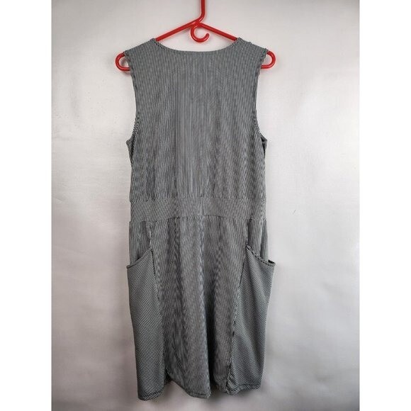 Freedom Trail by Kyodan Womens Active Dress Size Large Black Striped Sleeveless