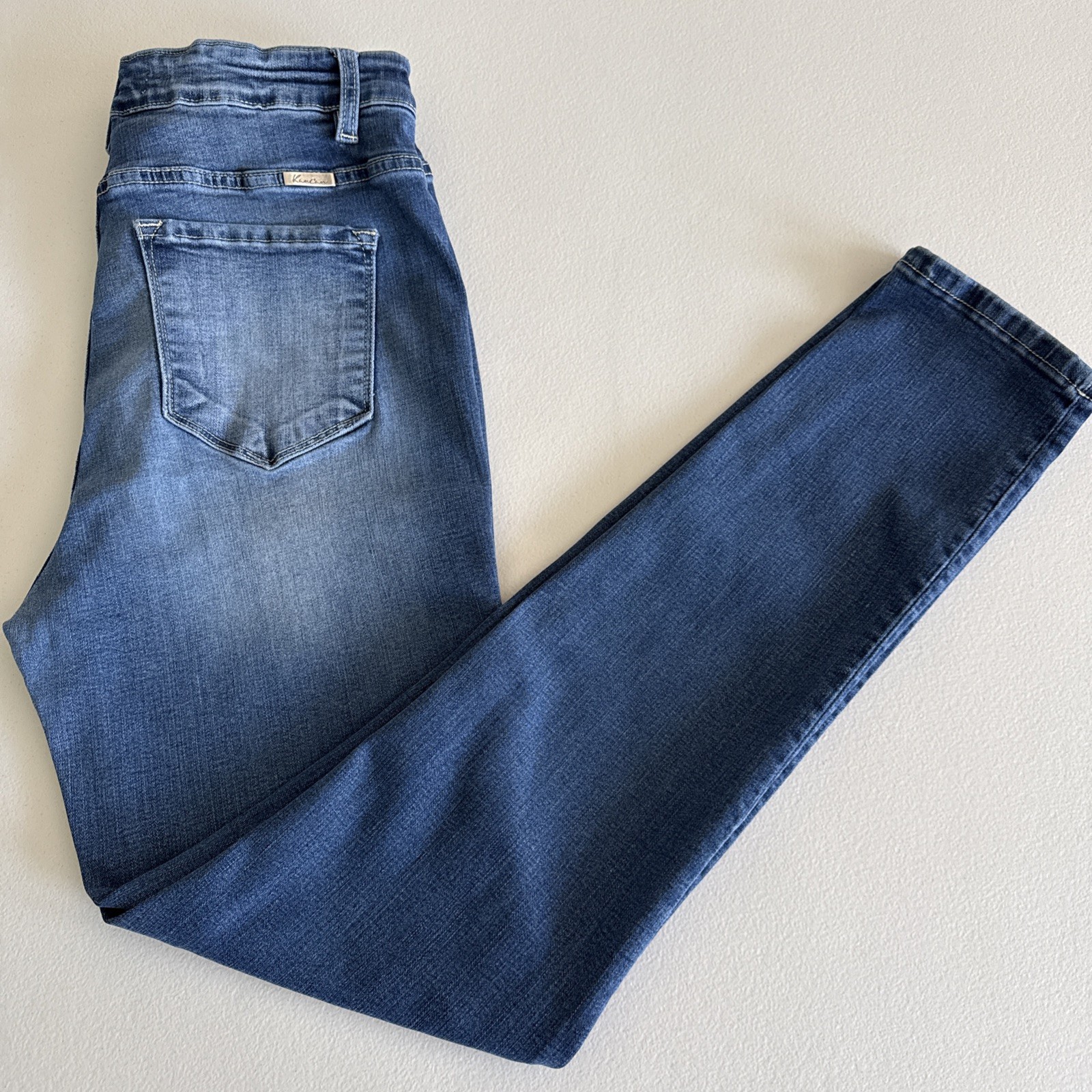 Kancan Blue Jeans 15/31-tag 31/29-Actual Small Black Spots Left Leg As Shown