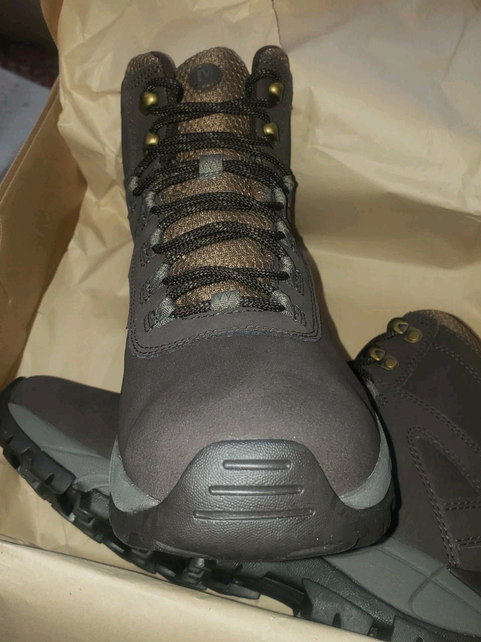 NEW Men’s (CHOOSE SZ) MERRELL Vego Mid LEATHER J311539C Waterproof Hiking Boots