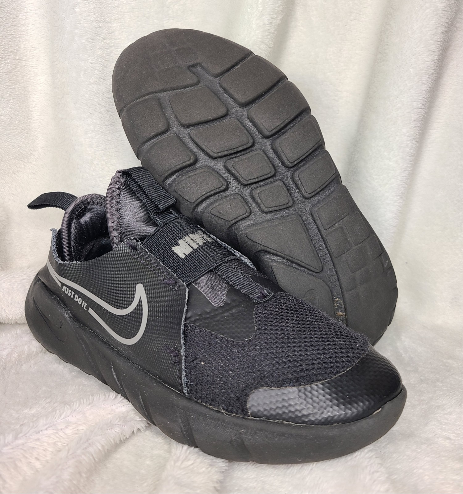 Nike Flex Runner 2 Slip On Shoes Black Anthracite DJ6039-001 Toddler Youth 1