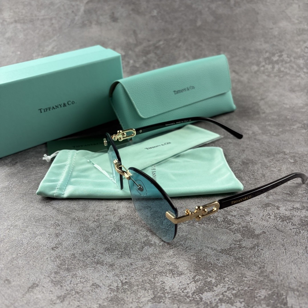 New In Box – Tiffany Rimless Sunglasses Women’s Gold Frame Blue Tinted Lenses