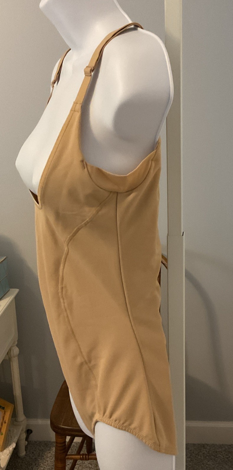 NWOT Maidenform Ultimate Slimmer Open Bust Body Briefer 2656 Smooth Shapewear