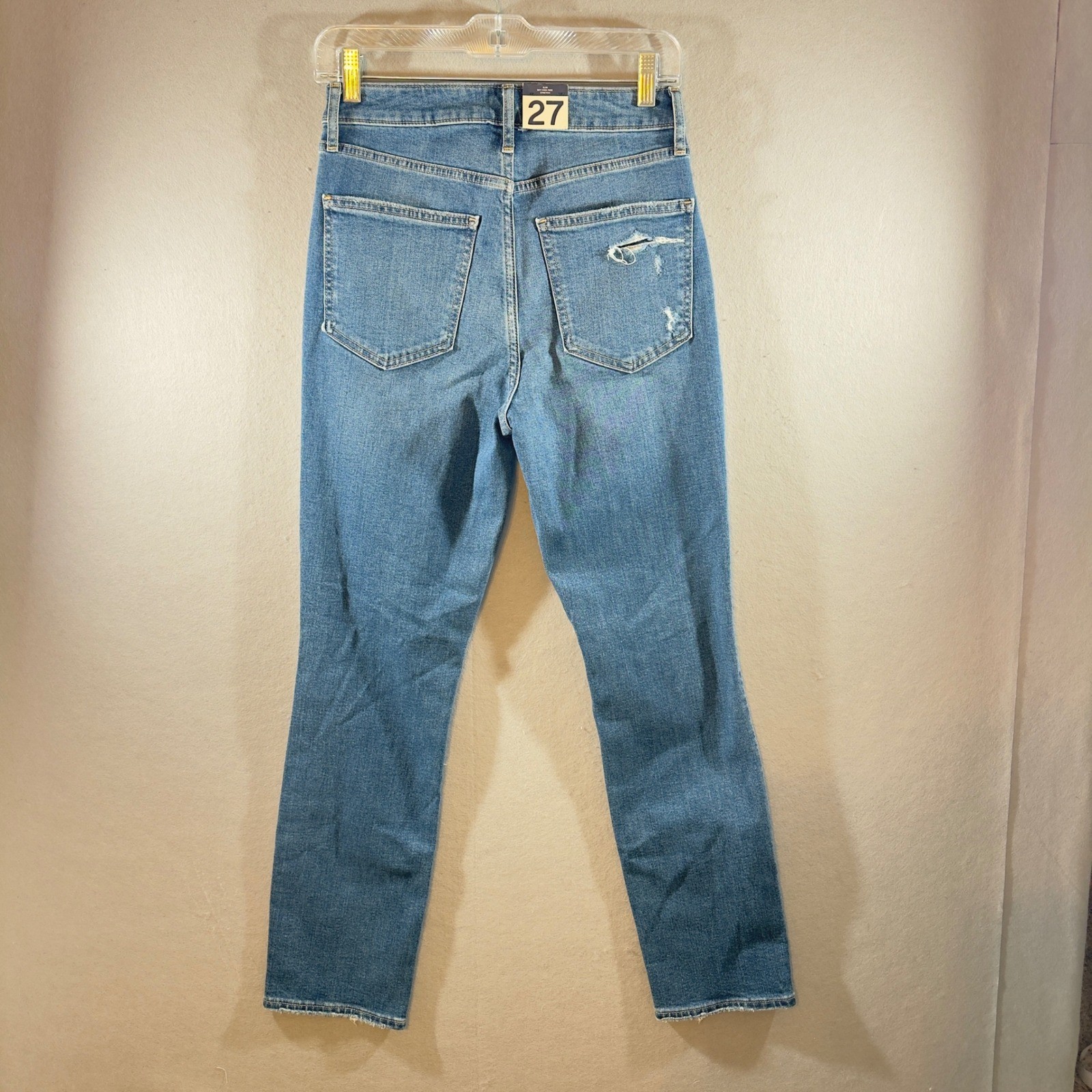 618 | NWT Gap Vintage Slim Sky High Jeans Distressed High Rise 27/4 Light Wash