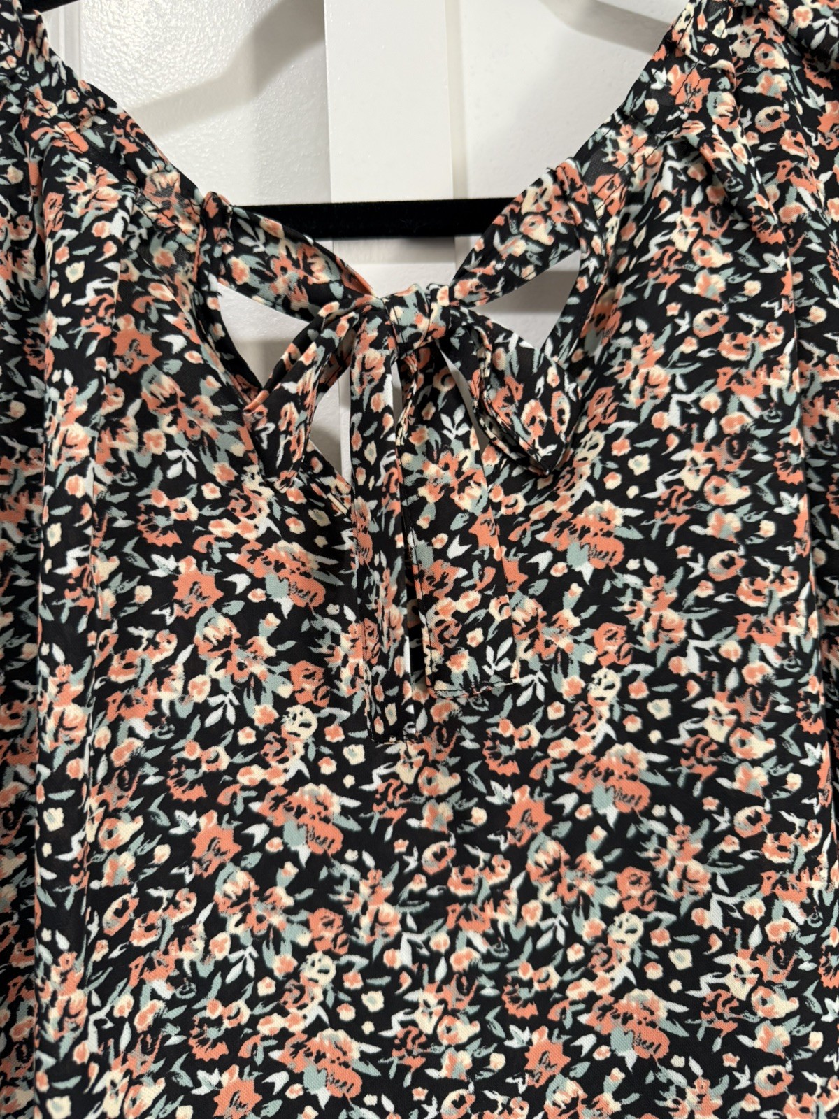 LC Lauren Conrad 2X Black Floral Cap Sleeve Ruffle Blouse Top Work Office Career