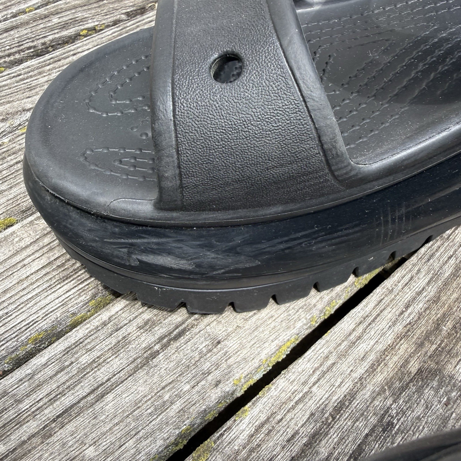 Crocs Classic Mega Crush Sandals Black Platform Chunky Comfort Women’s W9 M7 GUC