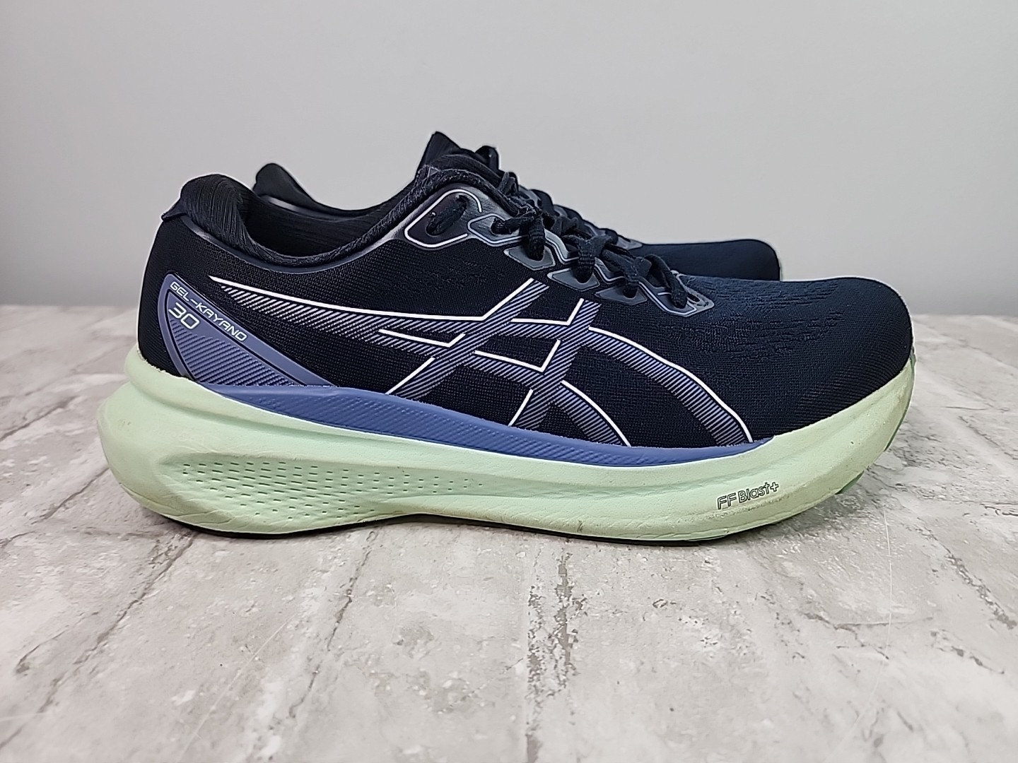 ASICS Gel Kayano 30 Women’s Size 9.5 B French Blue/Mint Green 1012B357