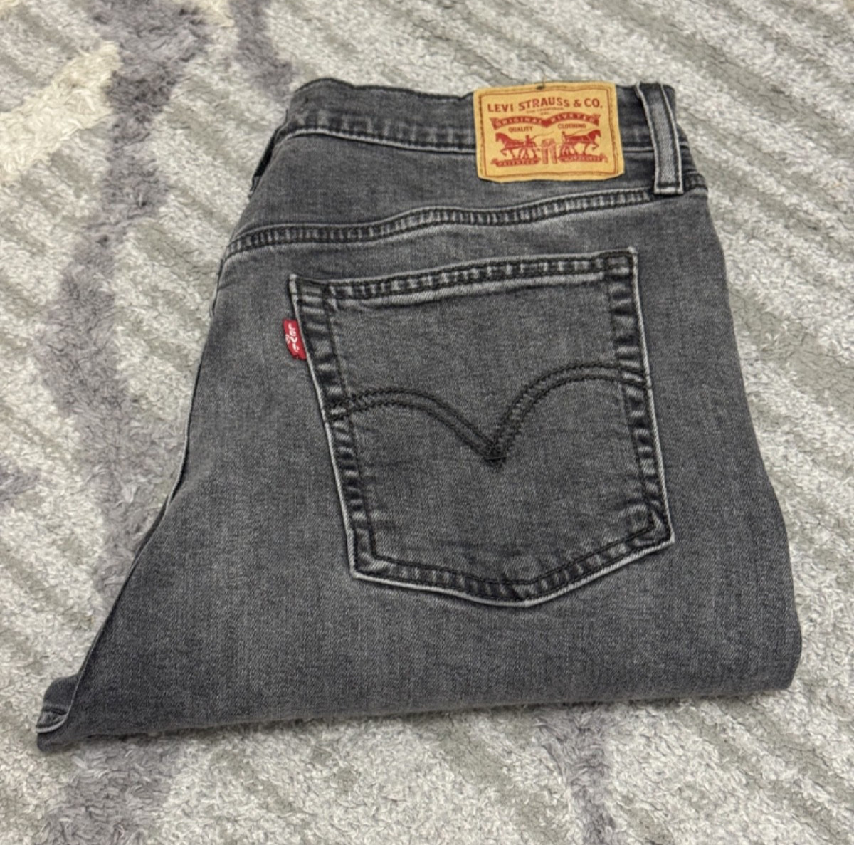 Levi’s Wedgie Skinny High Rise Jeans Women’s W32 Faded Black Charcoal Stretch