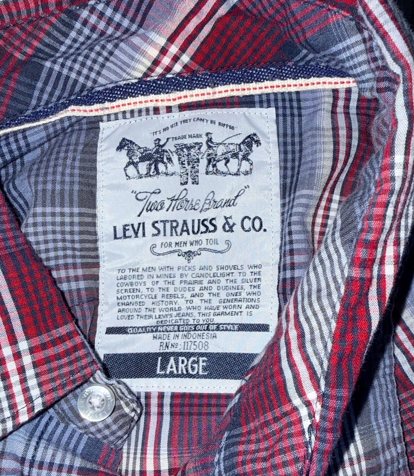 Levi’s Plaid Western Snap Front Shirt Size Large