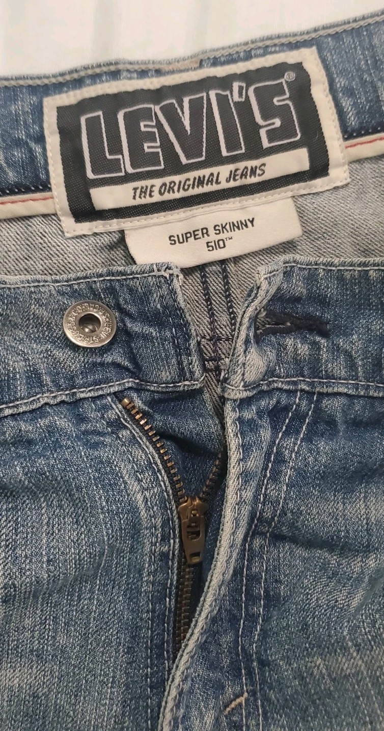 Levi’s 510 Jeans Men’s Size 32×30 Super Skinny Faded Light Blue Denim