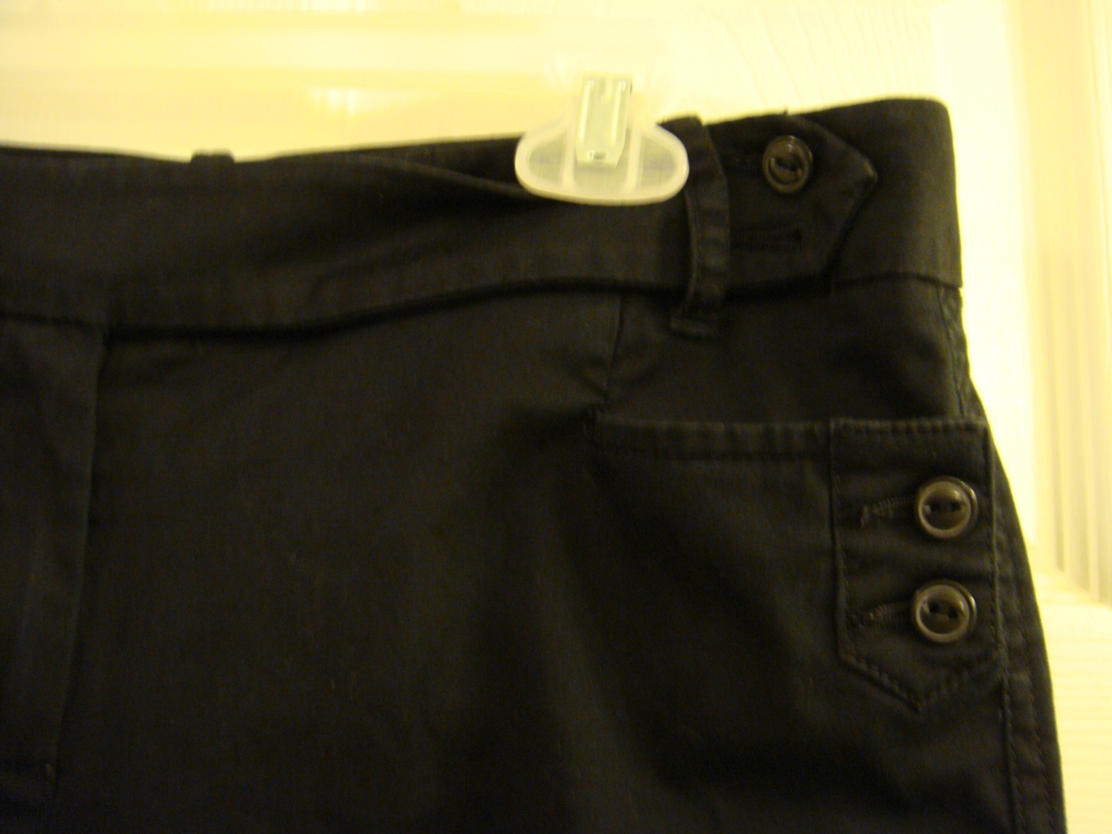 Womens Lifestyle Attitude Black 97% Cotton 3% Spandex Light Weight Capris Siz 10