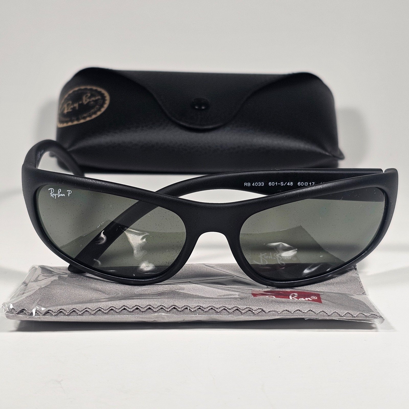 Ray-Ban Predator Polarized Sunglasses Matte Black Green Lens RB4033 601-S/48