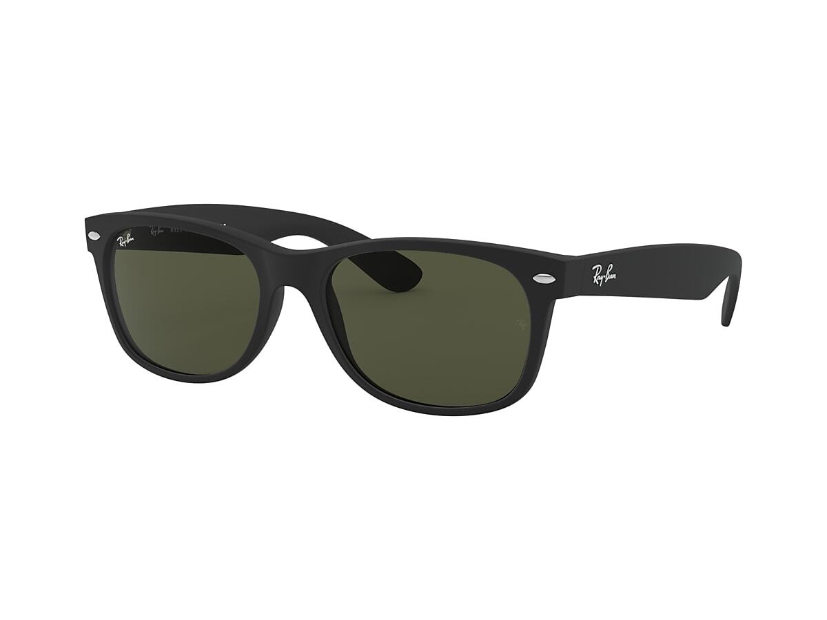 Ray-Ban New Wayfarer Black Rubber/G-15 Green 52 mm Sunglasses RB2132 622 52 -18