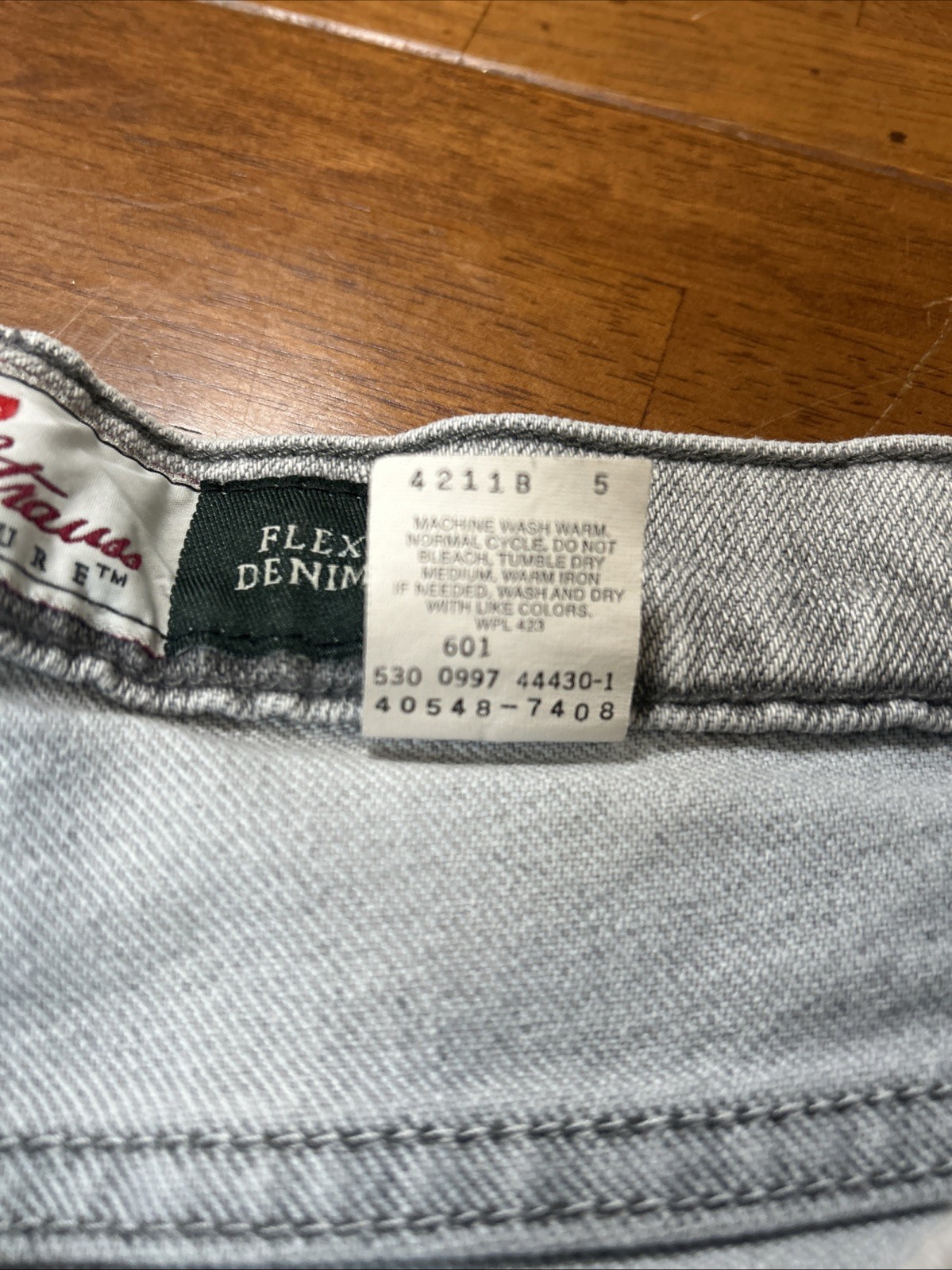 Vintage Levi’s 540 Jeans Men’s Size 36×30 Gray Flex Denim Brown Tab 90s